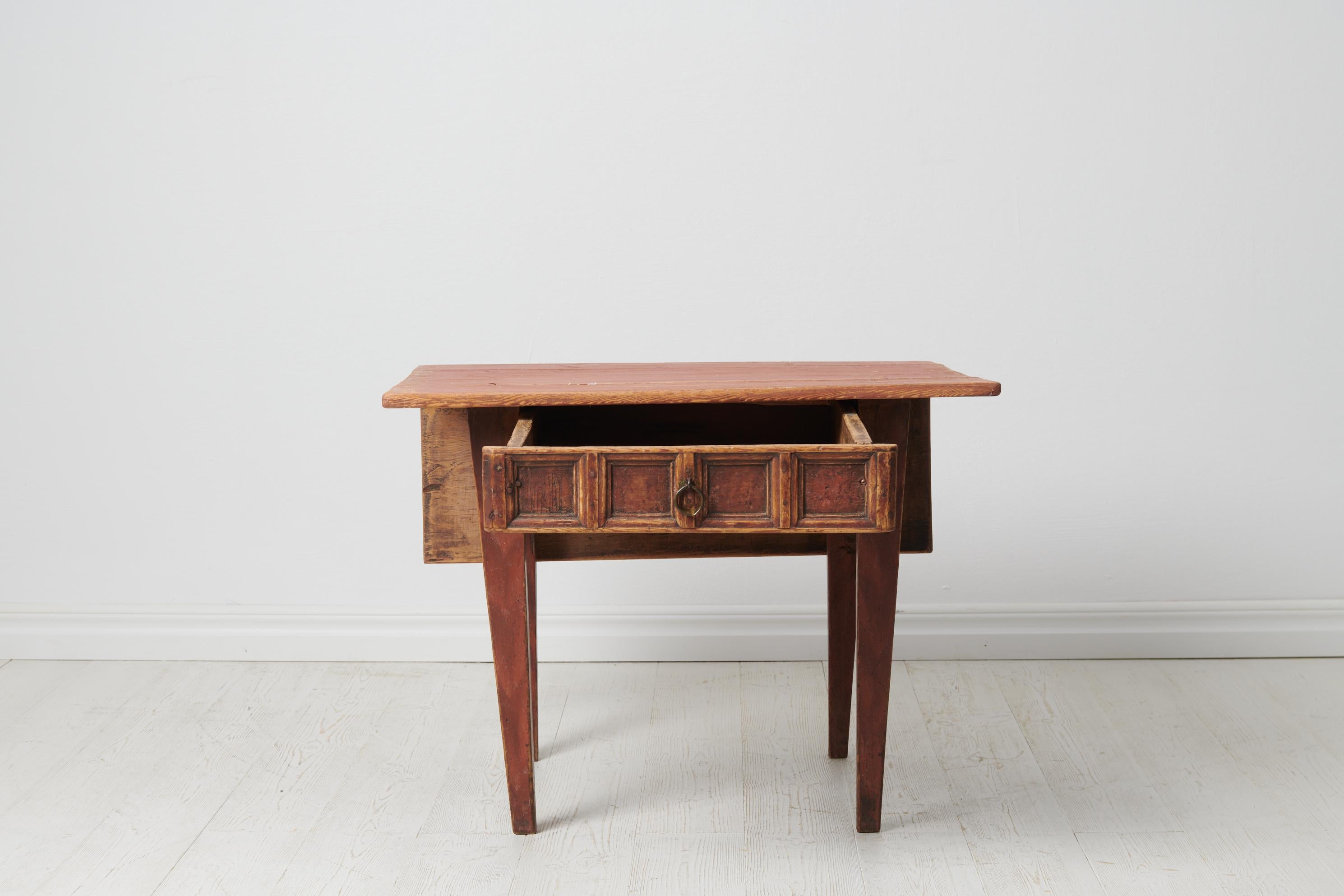 Hand-Crafted Antique Small Charming Northern Swedish Folk Art Table  For Sale