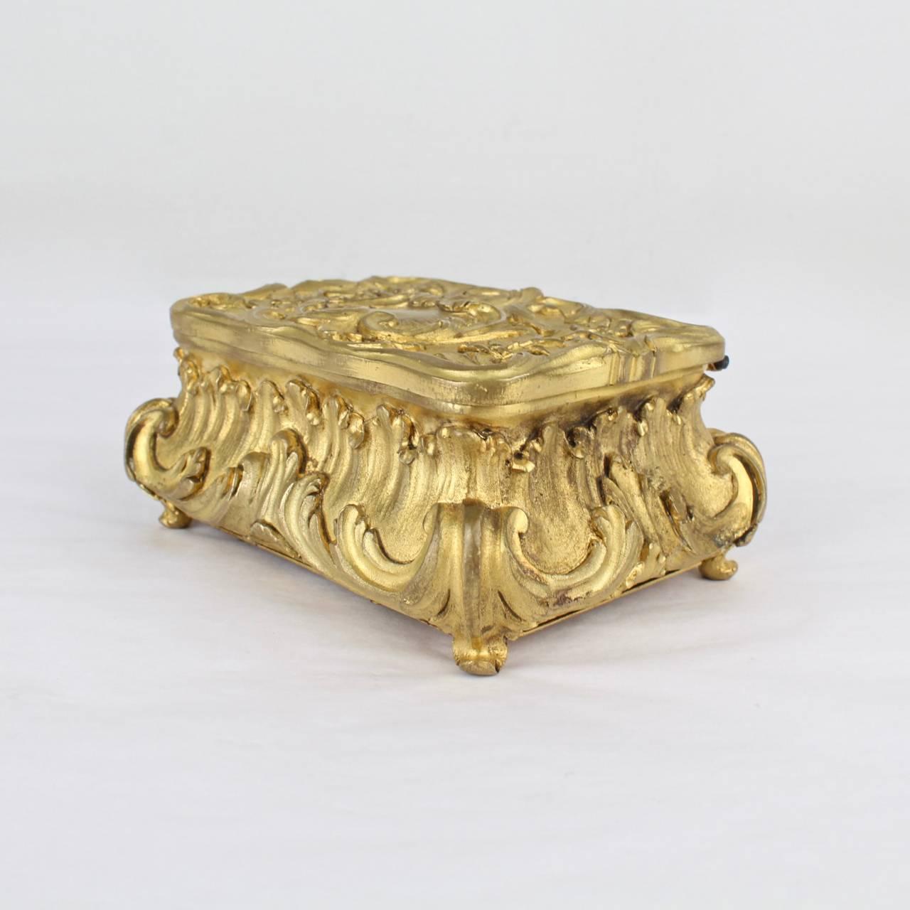 Antique Small Doré Gilt Bronze Table Box or Casket, 19th Century (Rokoko)