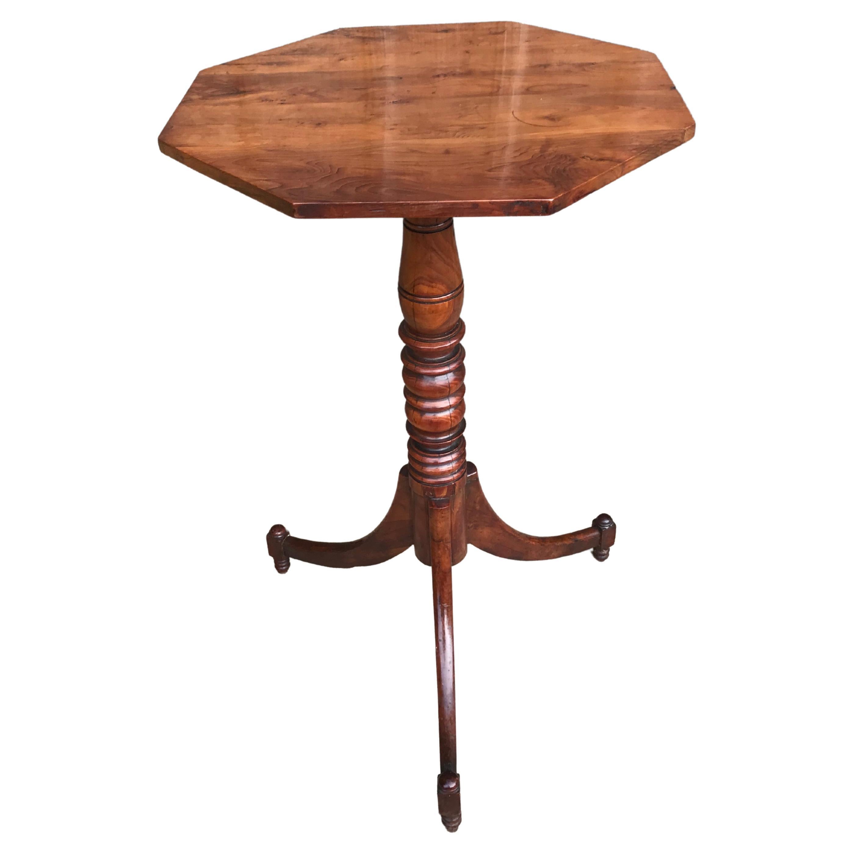 Small Yew Wood Tripod Table/Kettle Stand, Circa 1825 For Sale