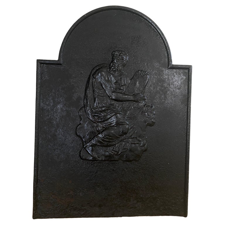 Antique small Fireback France 19th Century Iron Cast Black Color For Sale  at 1stDibs