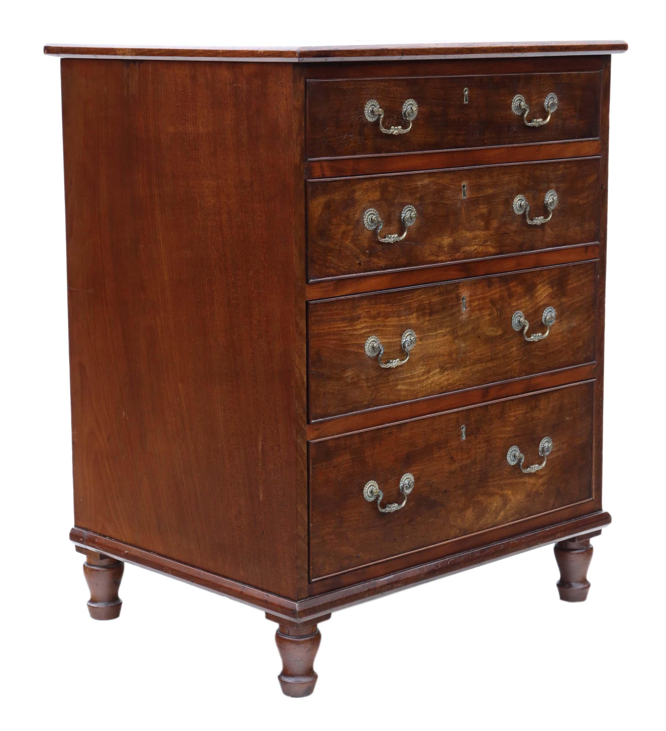 Antique Small Mahogany Chest of Drawers, 19th Century 1