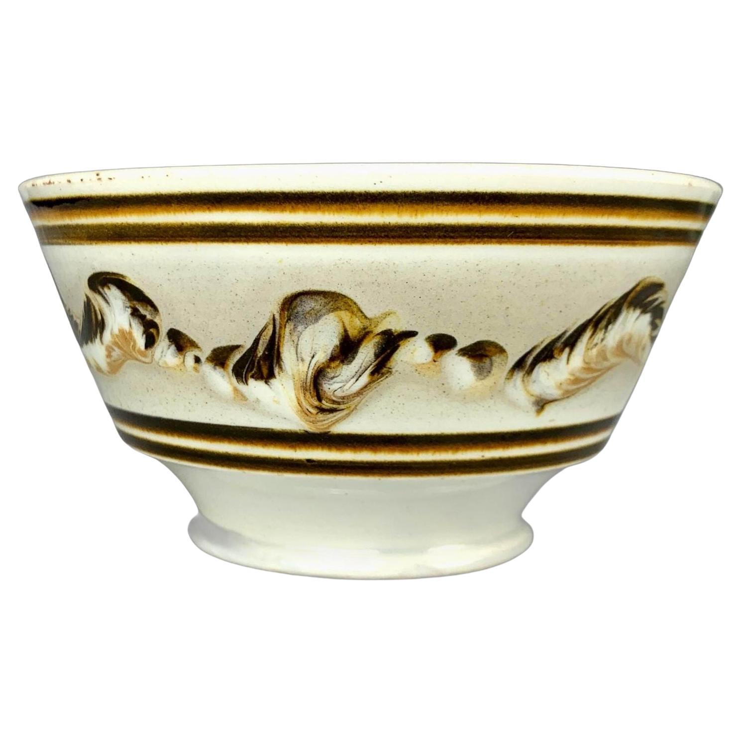 Antiguo Cuenco Pequeño de Mochaware Inglaterra Circa 1820