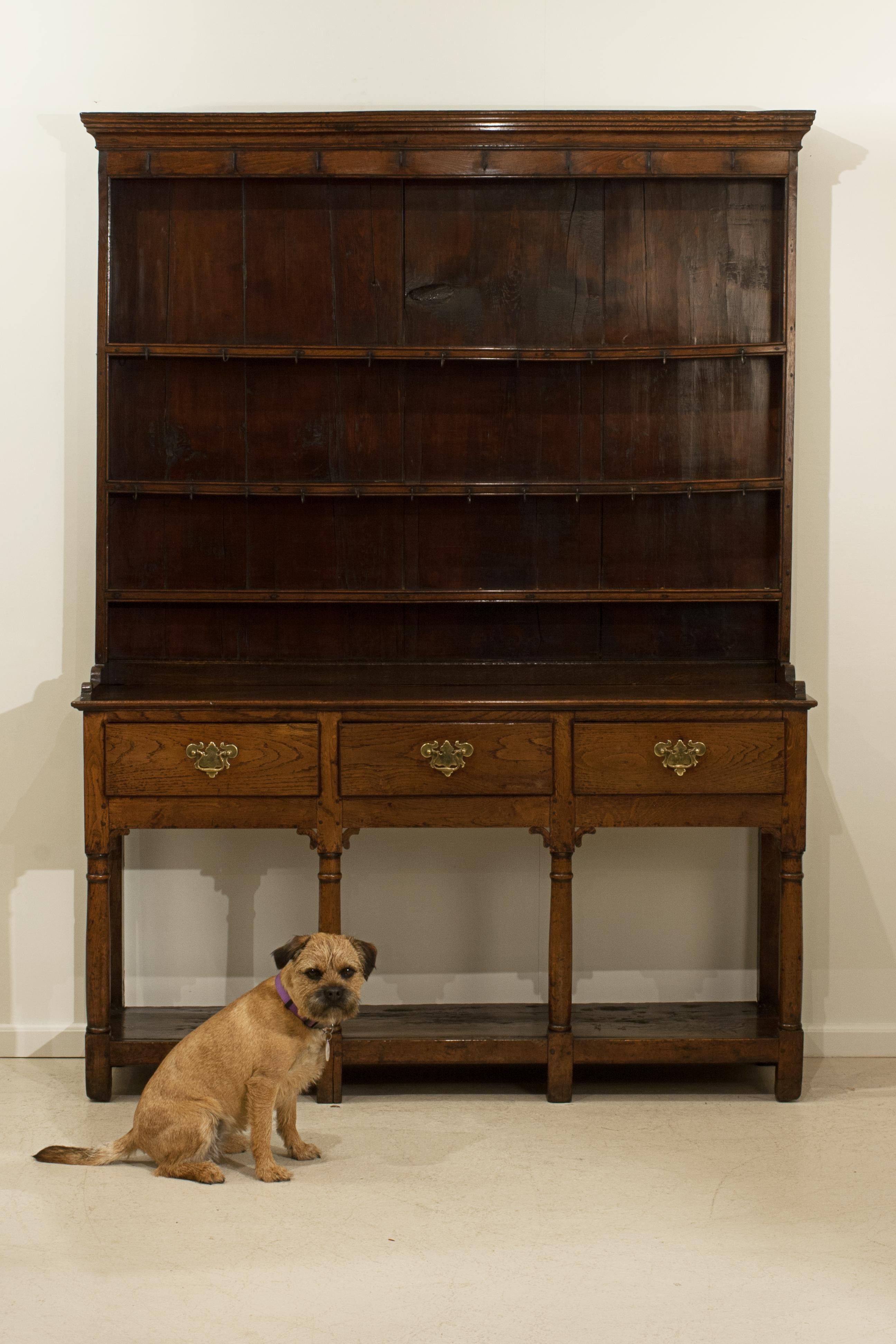 Antique Small, Oak Potboard Dresser With Rack and Three Drawers For Sale 12