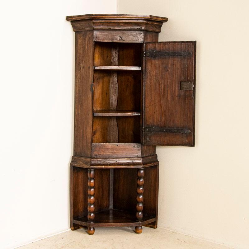 Swedish Antique Small Pine Standing Corner Cabinet with Lower Shelf from Sweden