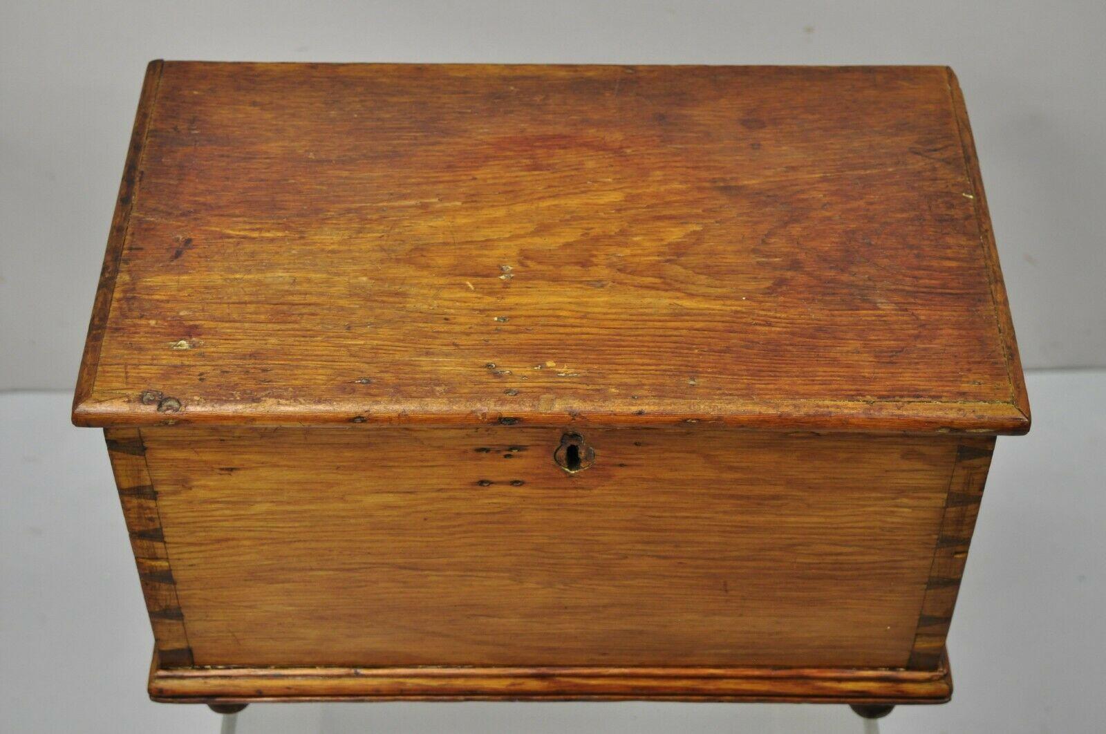 American Antique Small Salesman Sample Pine Wood Primitive Blanket Chest Trunk