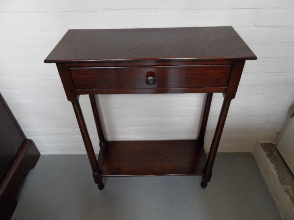 Antique Small Sidetable, Dresser In Good Condition For Sale In Eindhoven, Netherlands