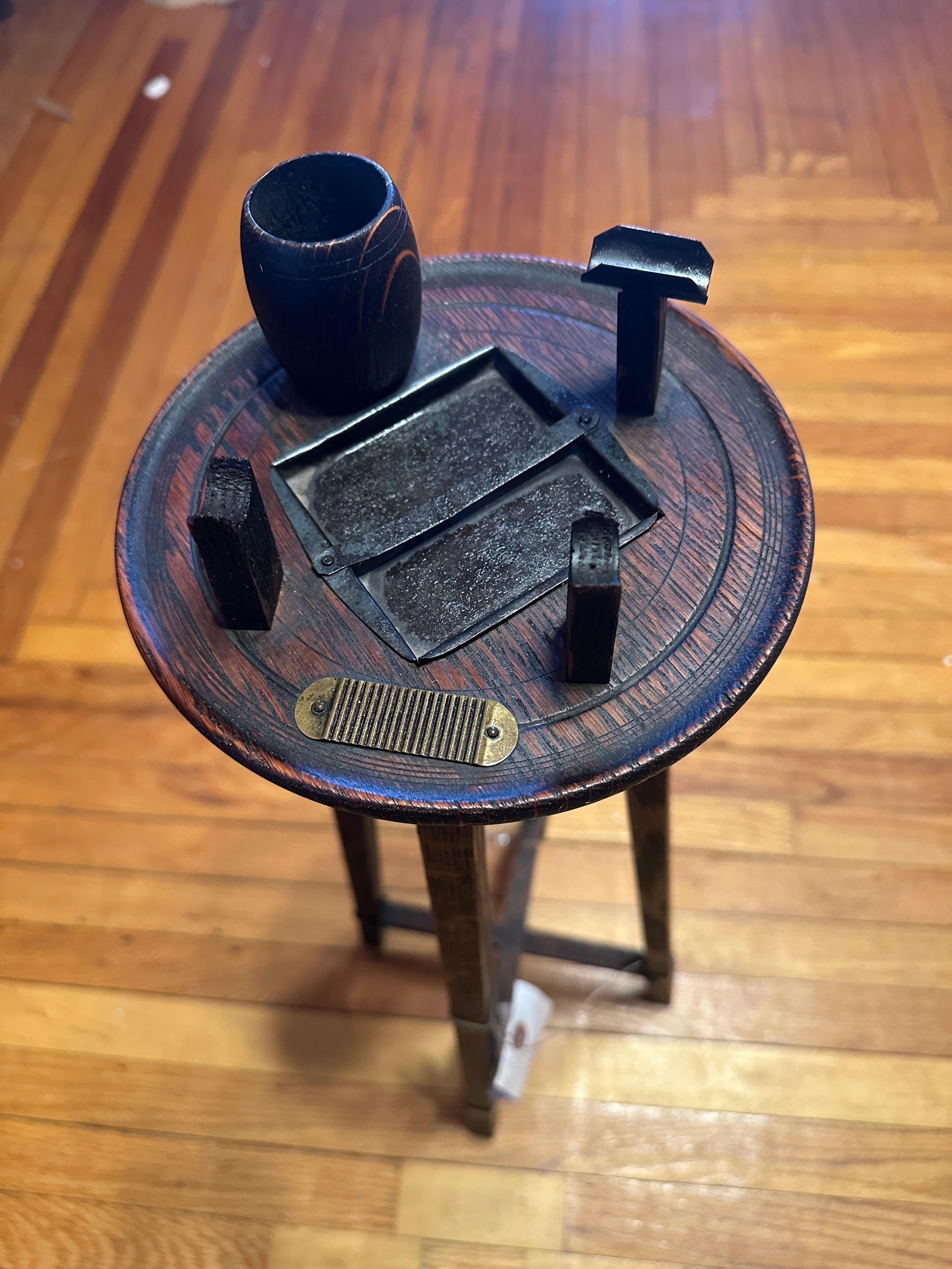 Antique Small Smoking Stand - Stickley Era - W5723 In Good Condition In Shamokin Dam, PA
