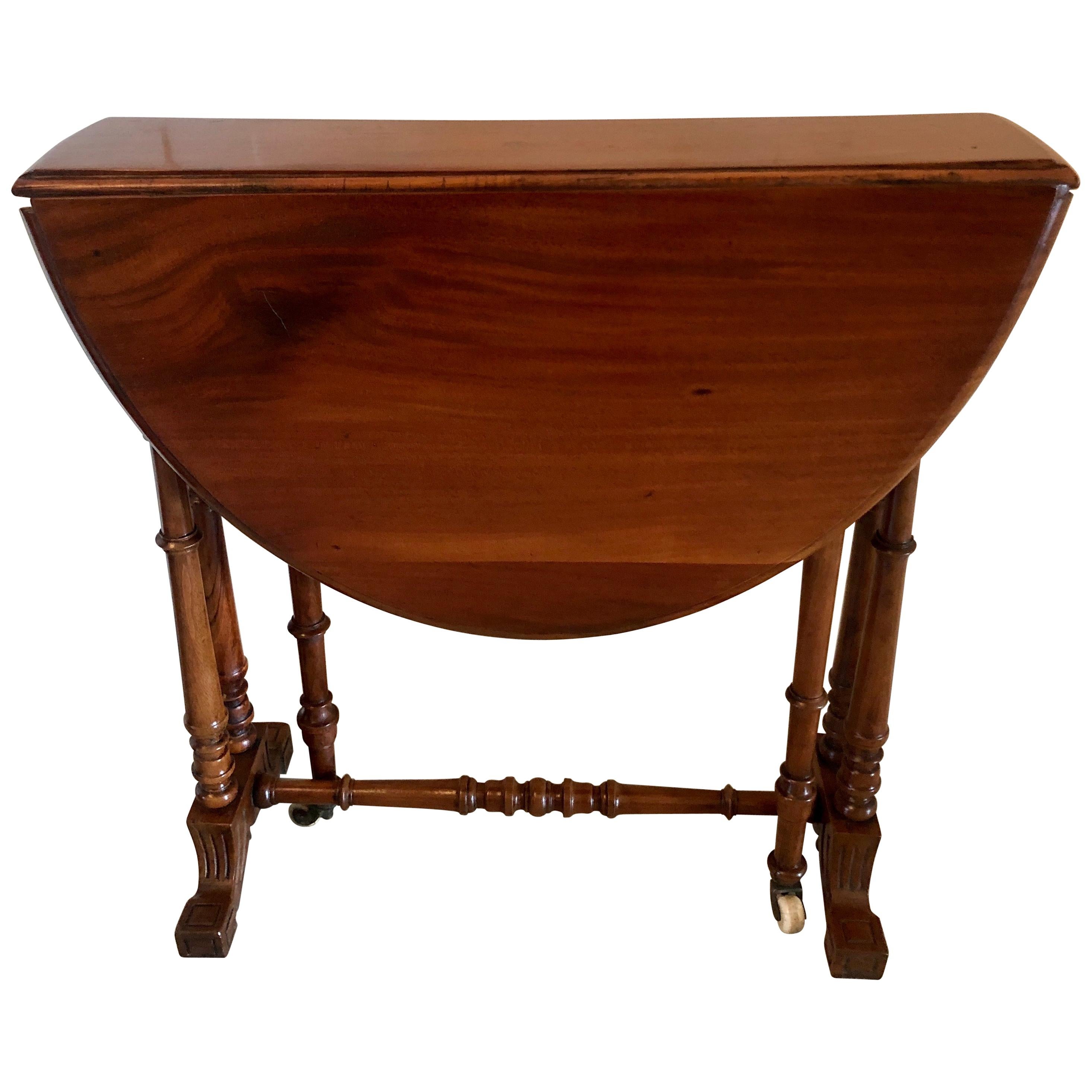 Antiker viktorianischer klappbarer Sutherland-Tisch aus Nussbaumholz