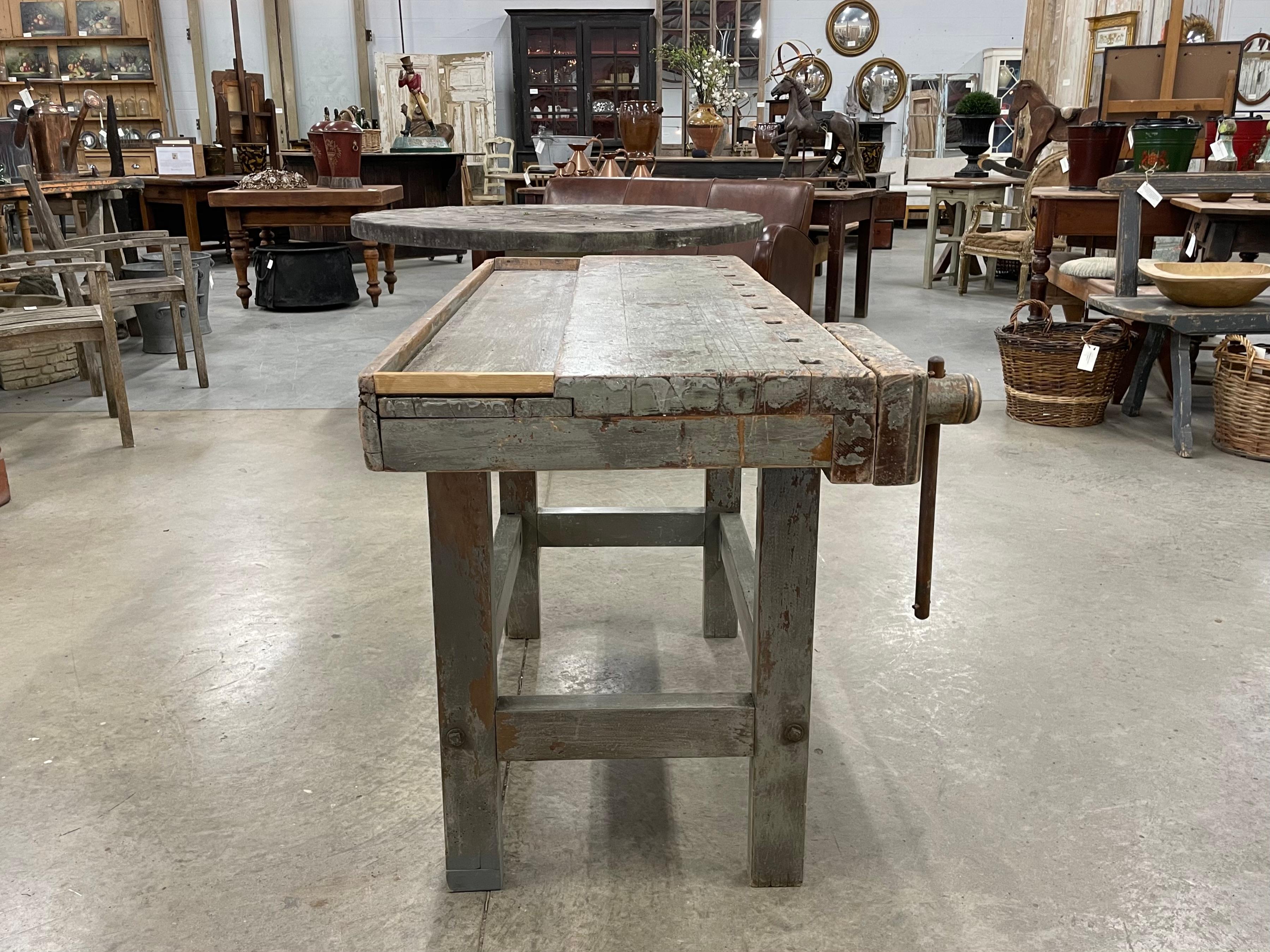 Antiguo banco de trabajo francés de menor escala en venta 4