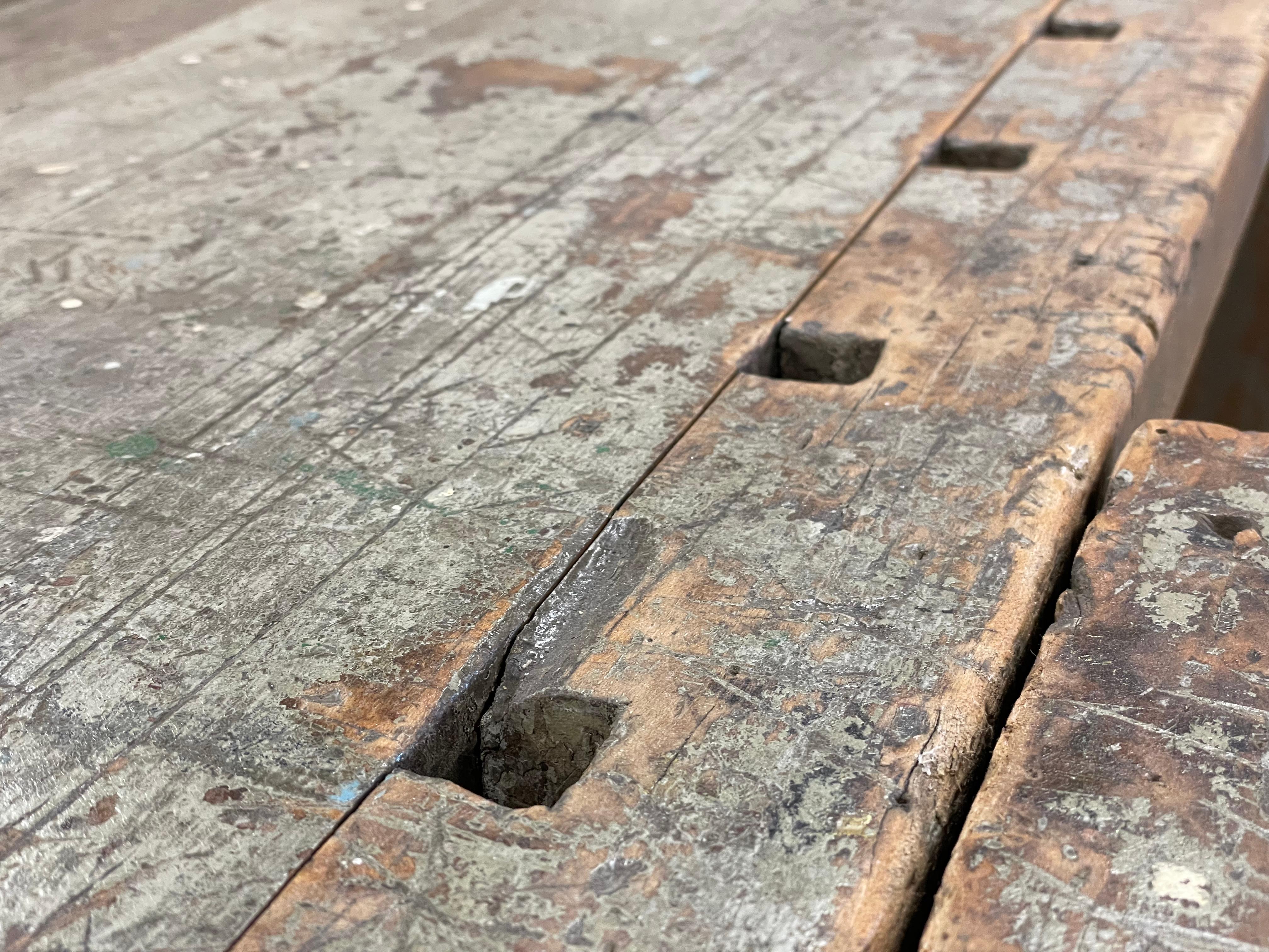 Antiguo banco de trabajo francés de menor escala Madera en venta