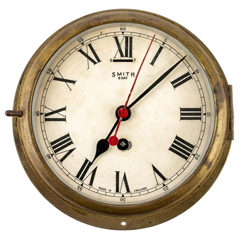 Horloge de bateau Smith ancienne de 8 jours en vente