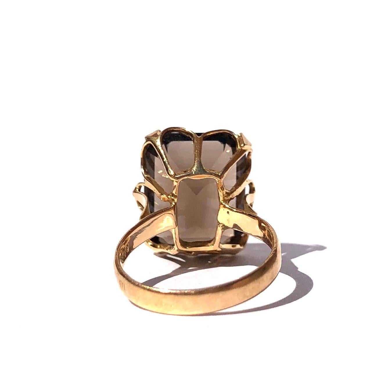 Antiker Cocktail-Ring aus Rauchquarz und 18 Karat Gold (Art déco) im Angebot