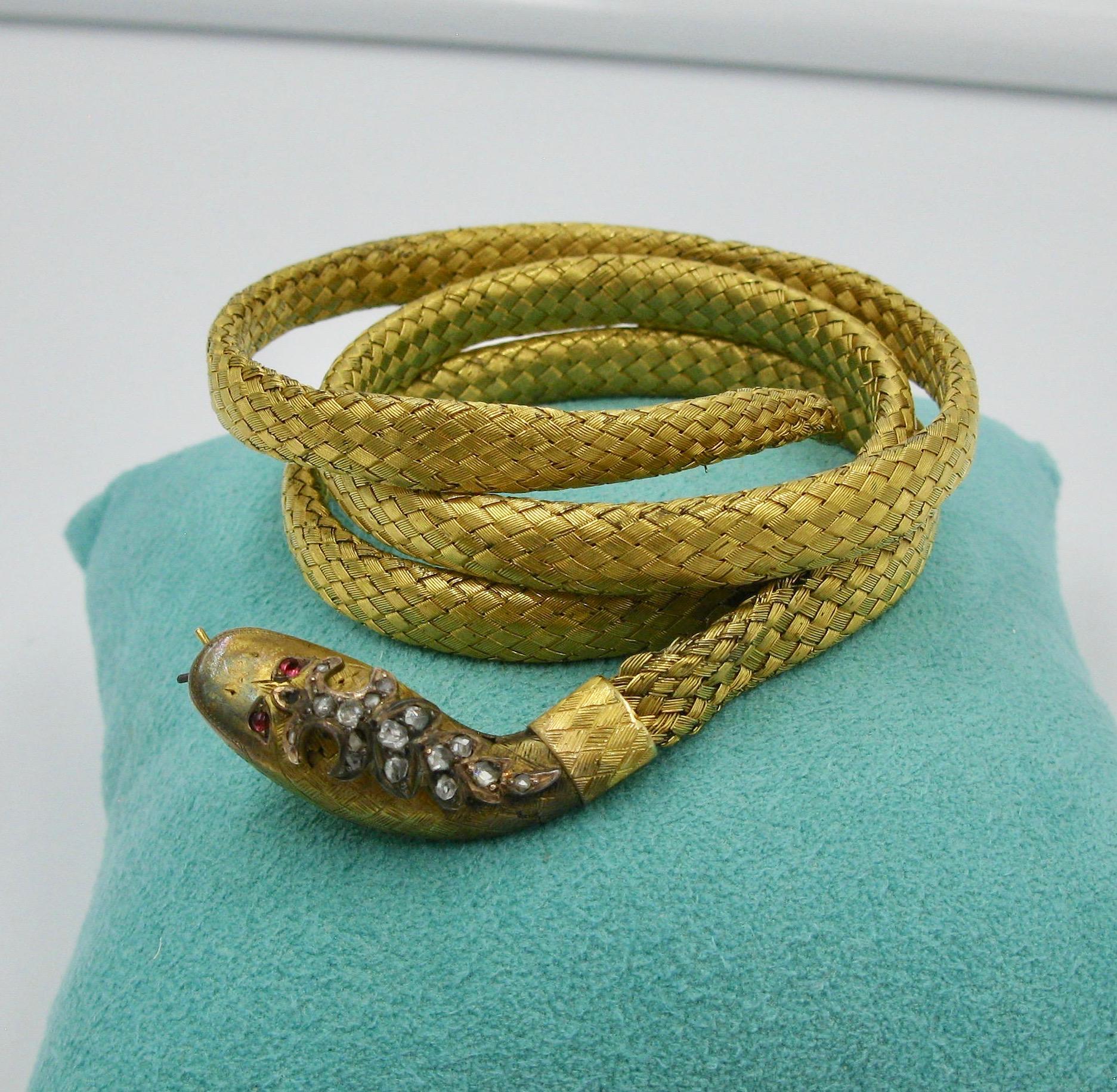 Antique Snake Bracelet Rose Cut Diamond Crown Ruby Eyes 14 Karat Gold circa 1840 For Sale 5