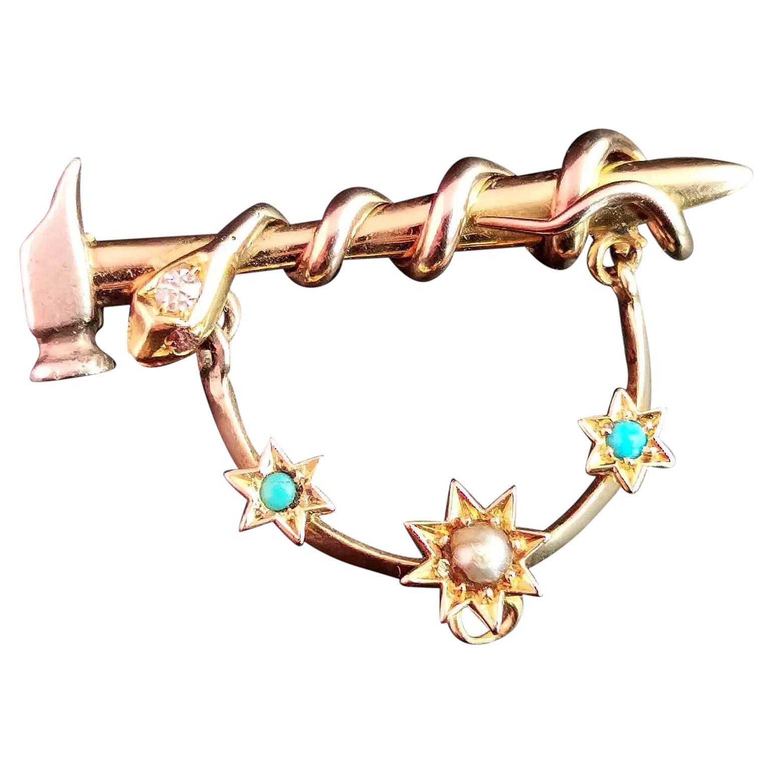 Antiguo broche de serpiente, martillo y estrellas, oro de 9 quilates y plata, diamante, rubí, perla en venta