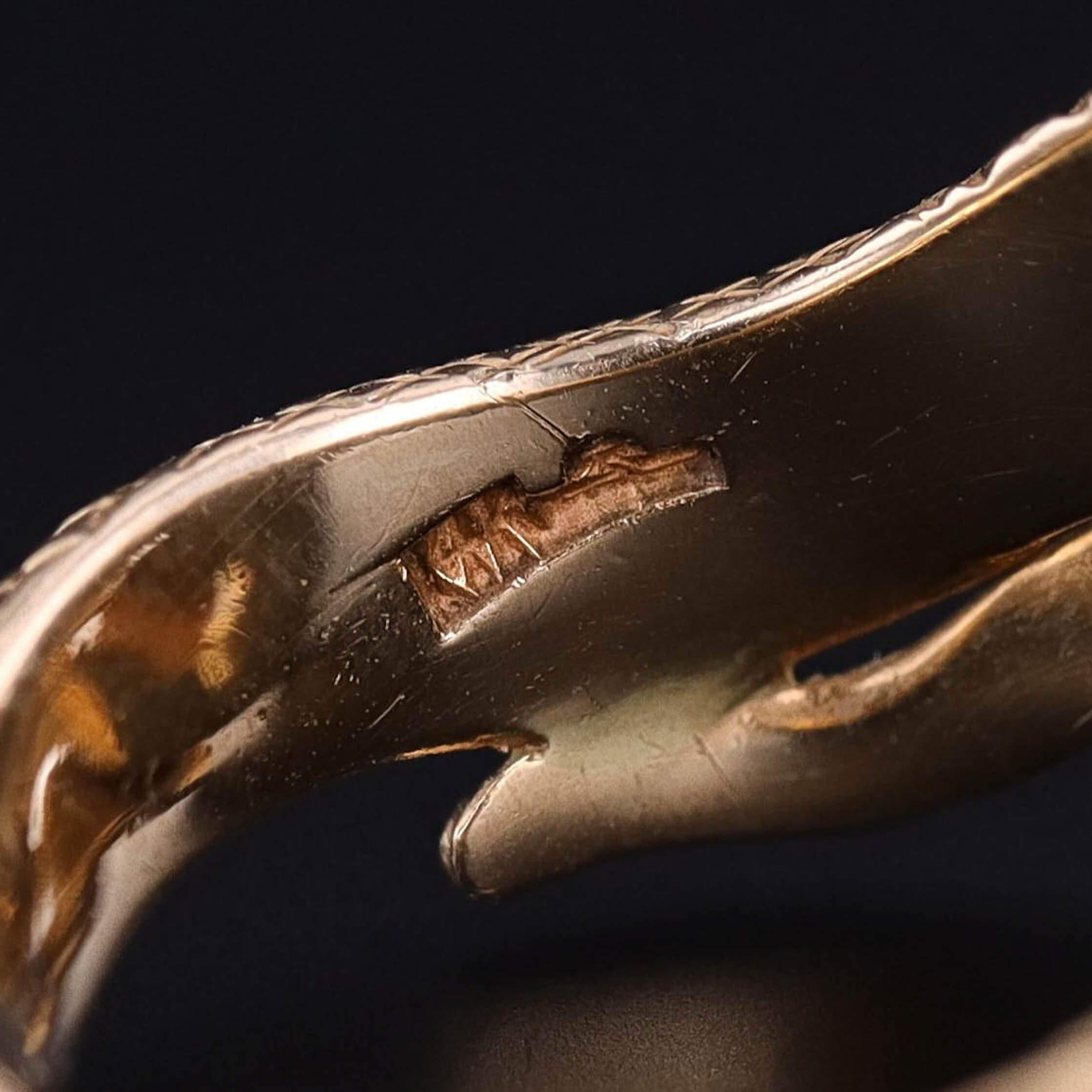 Anello antico a forma di serpente in oro 18 carati in vendita 1