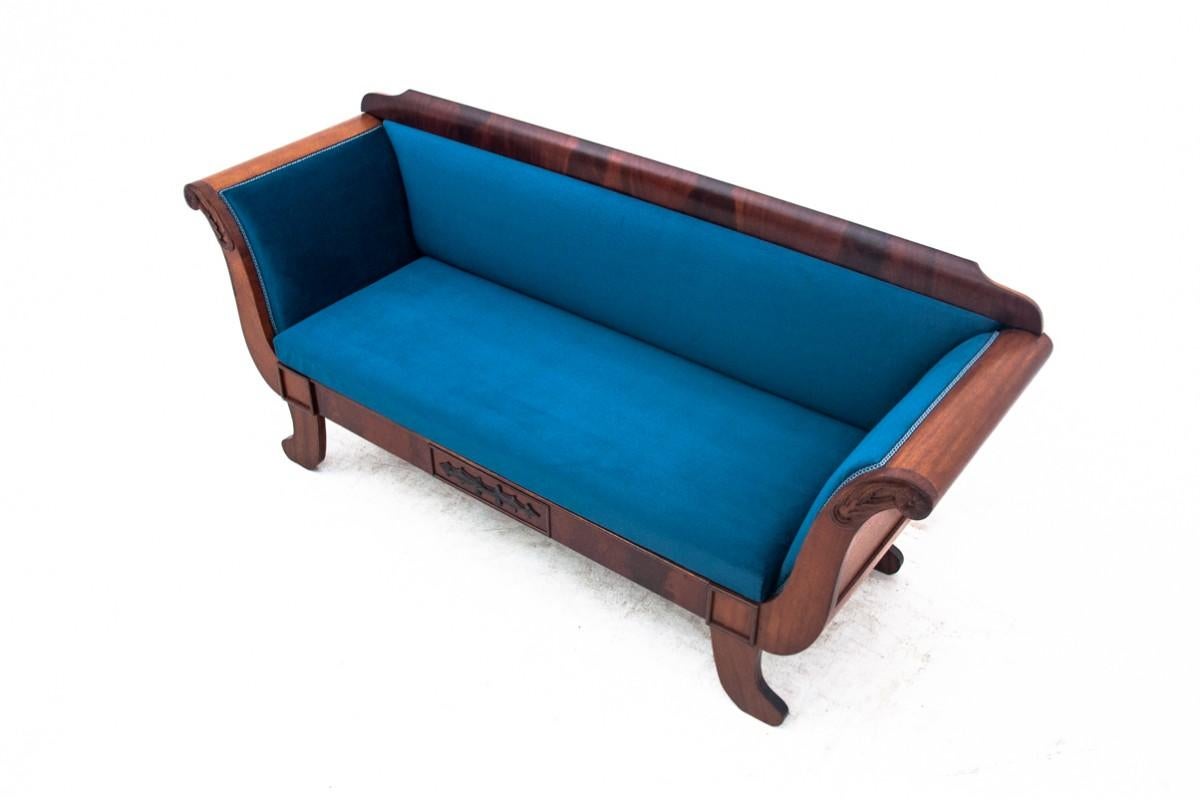 antique couches early 1900's