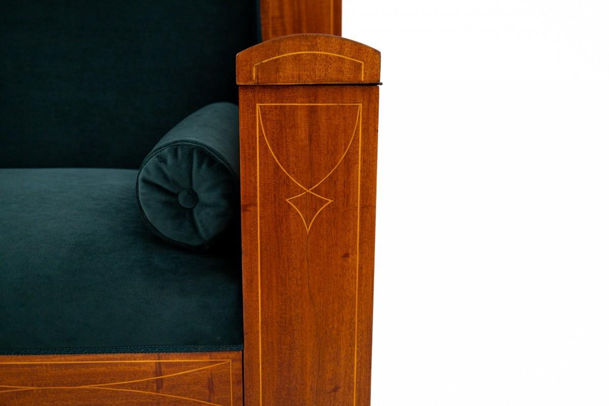 Antikes Sofa aus Nordeuropa, um 1890. (Stoff) im Angebot