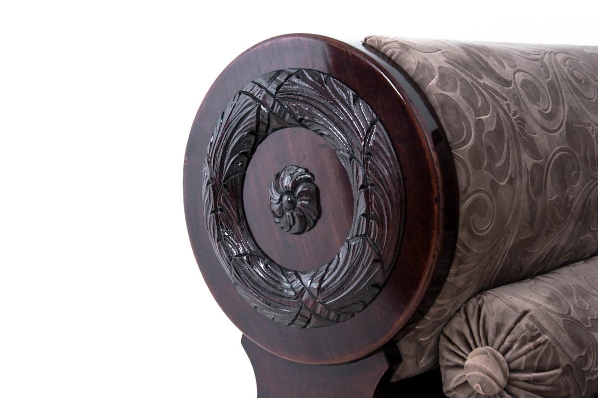 Antikes Sofa im Biedermeier, Nordeuropa, um 1840. im Angebot 5