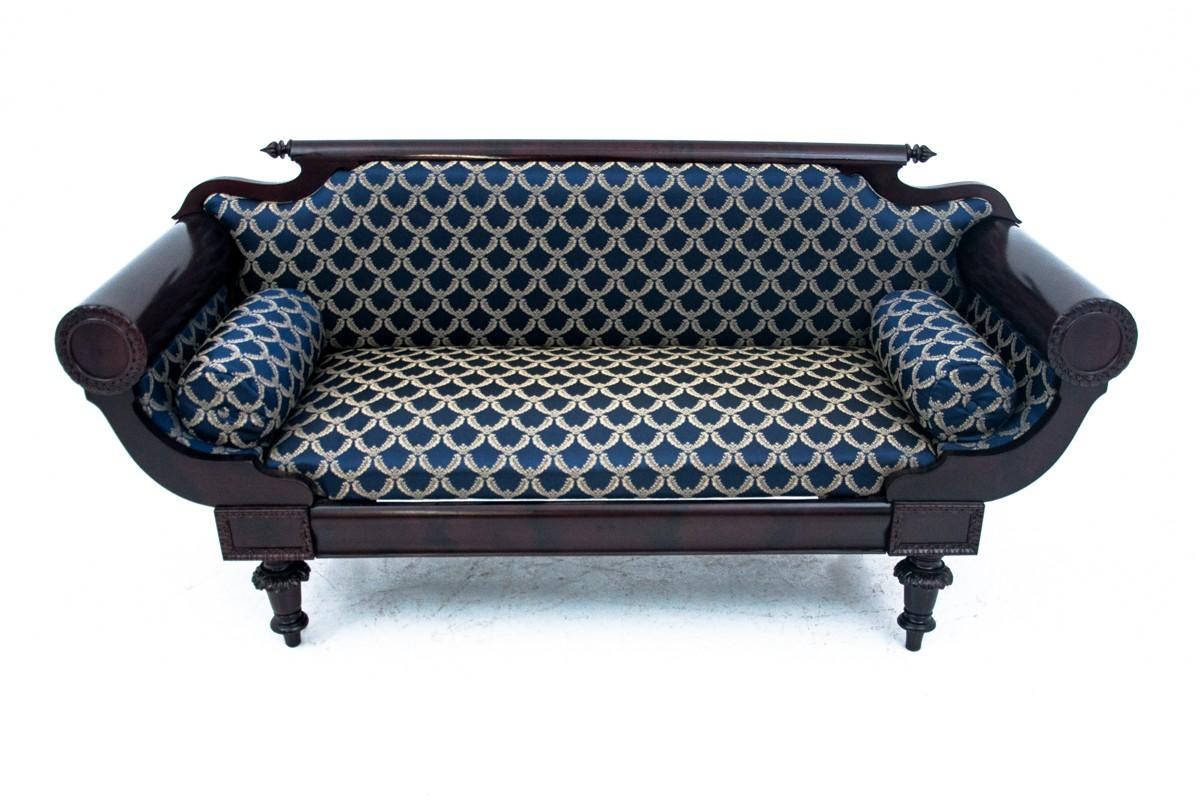 Antique Sofa, Northern Europe, 1870s, Restored In Good Condition In Chorzów, PL