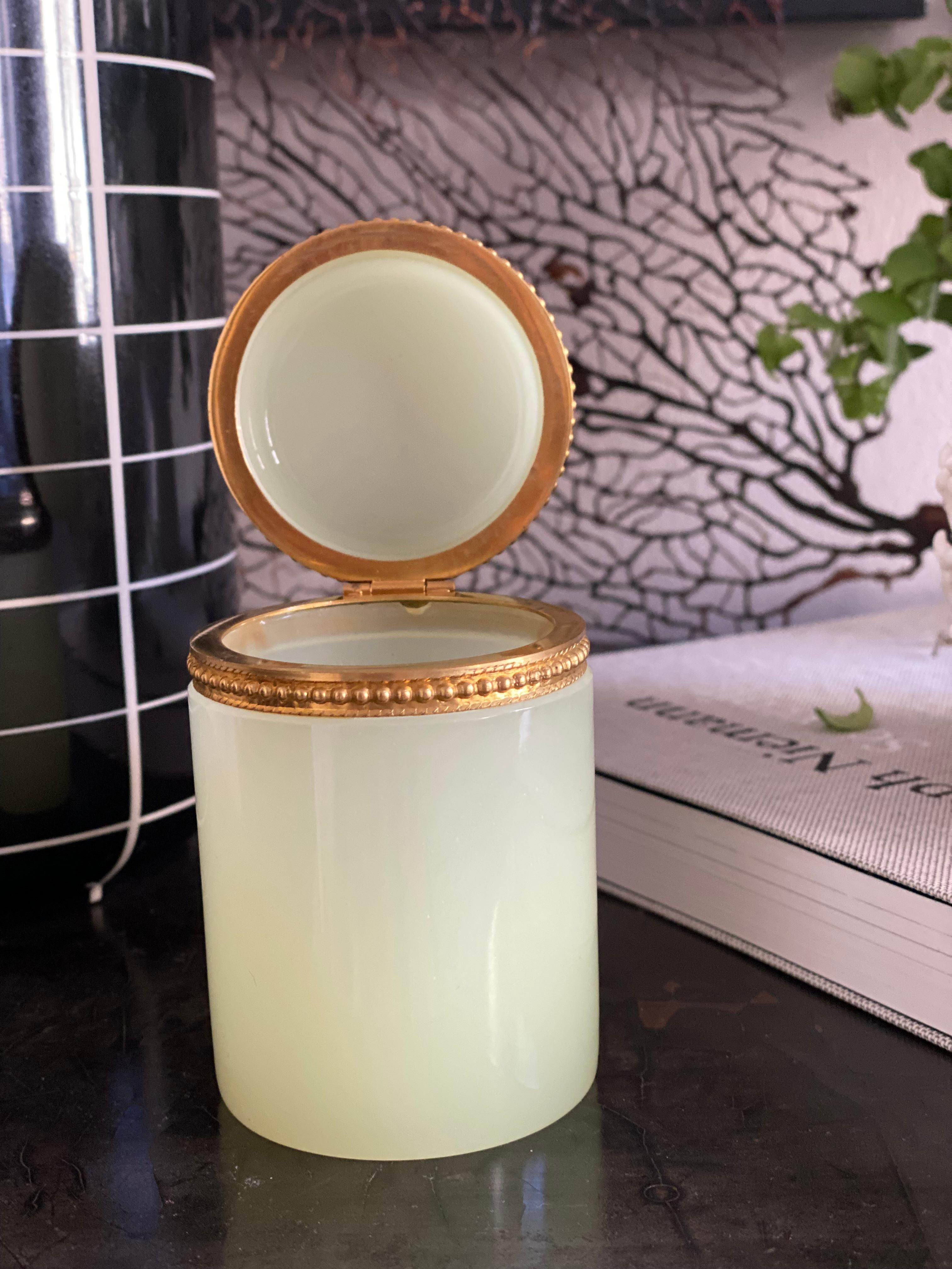 Antique Soft Jade Green Opaline Glass Box, Cendese Glass, Murano Glass 6