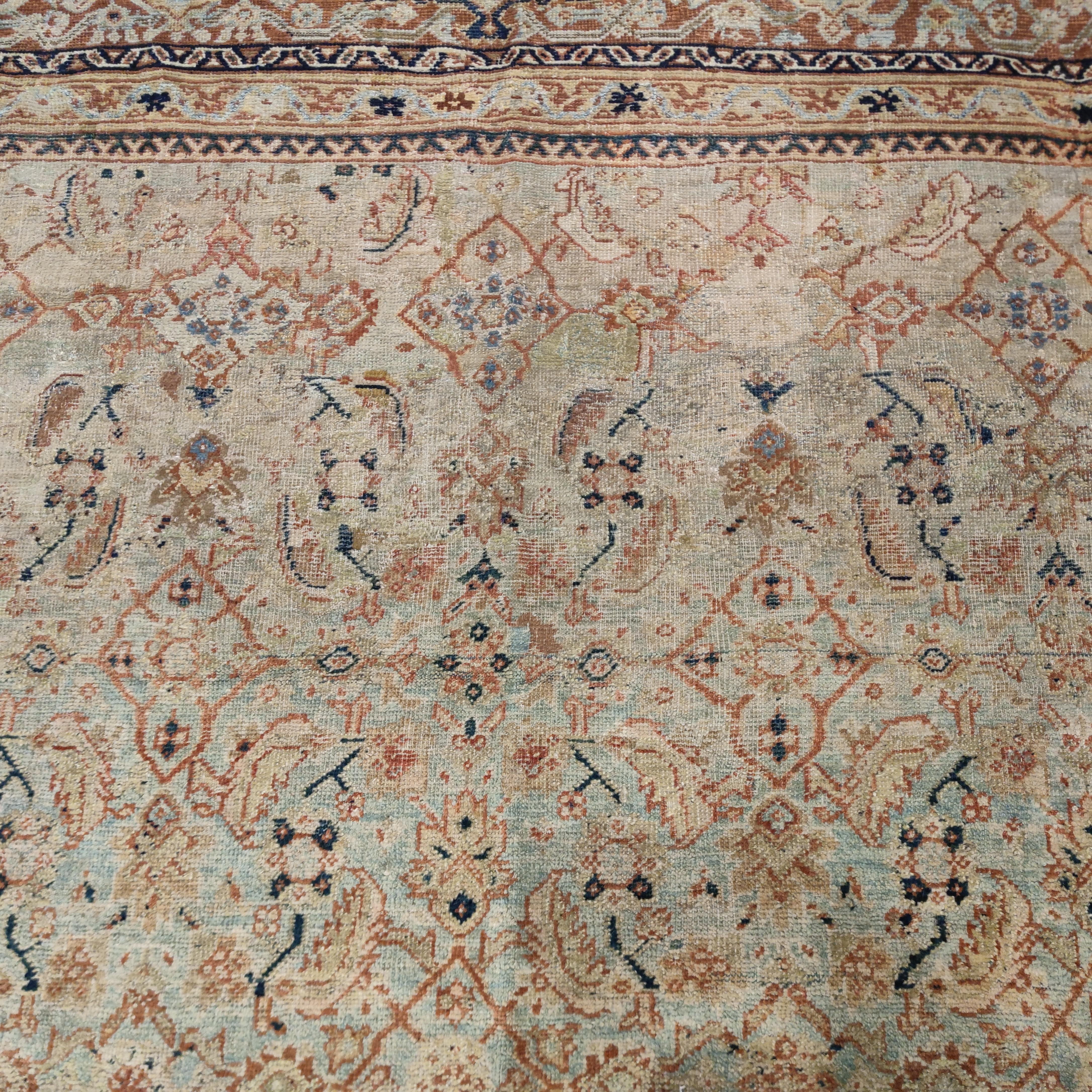Antique Soft Teal Ziegler Sultanabad Rug with All-Over Pattern In Good Condition For Sale In Milan, IT