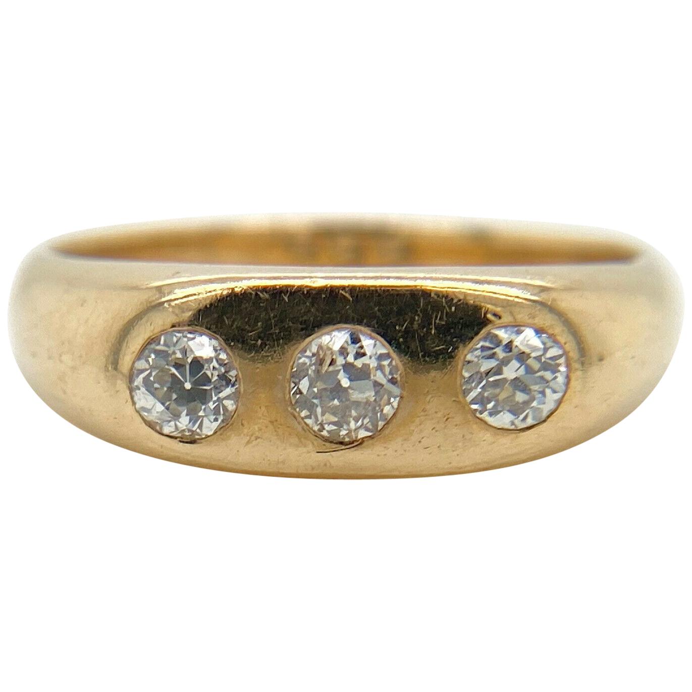 Antique Solid 14 Karat Yellow Gold Three-Stone Diamond Ring 6.3g