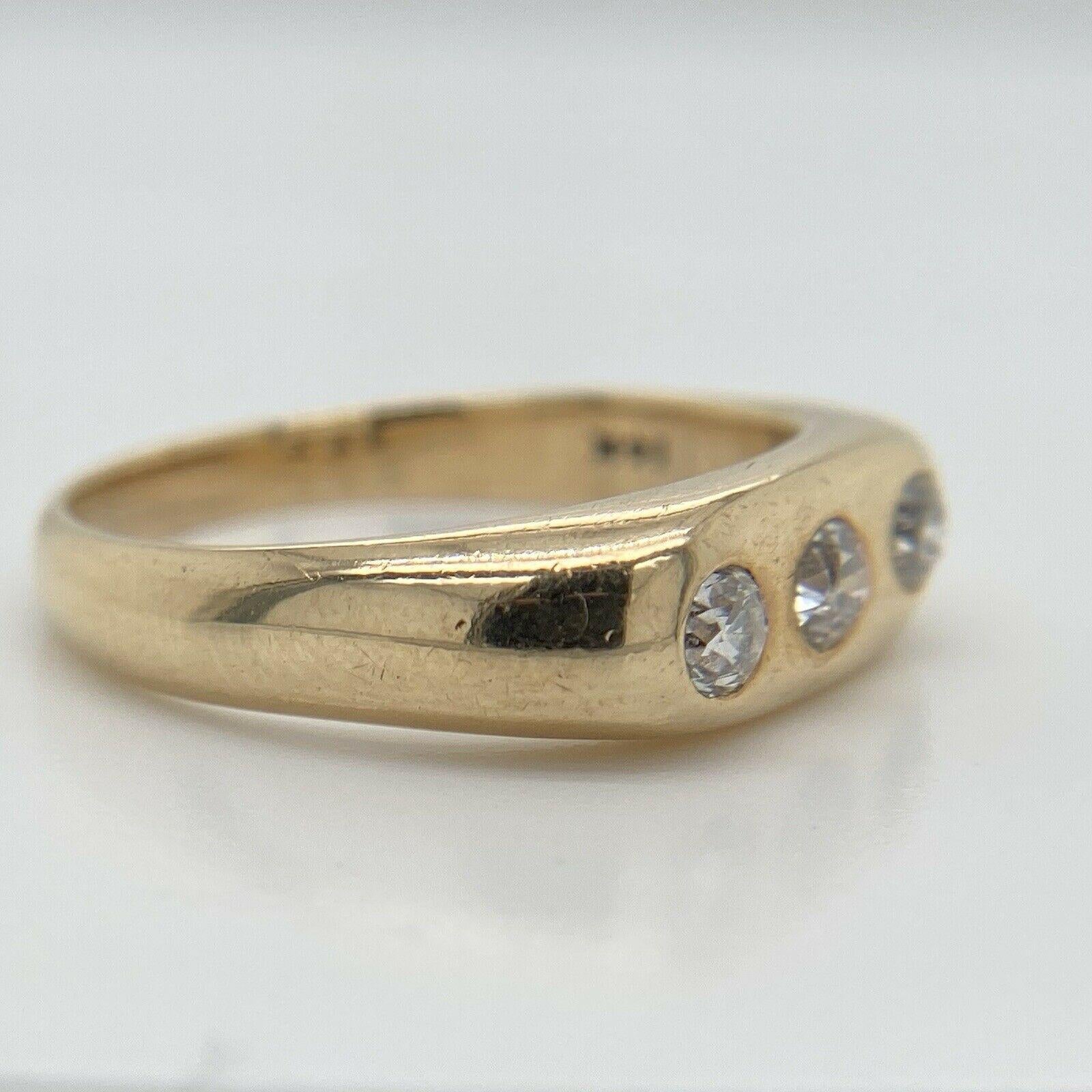 Antique Solid 14 Karat Yellow Gold Three-Stone Diamond Ring 6.3g 1