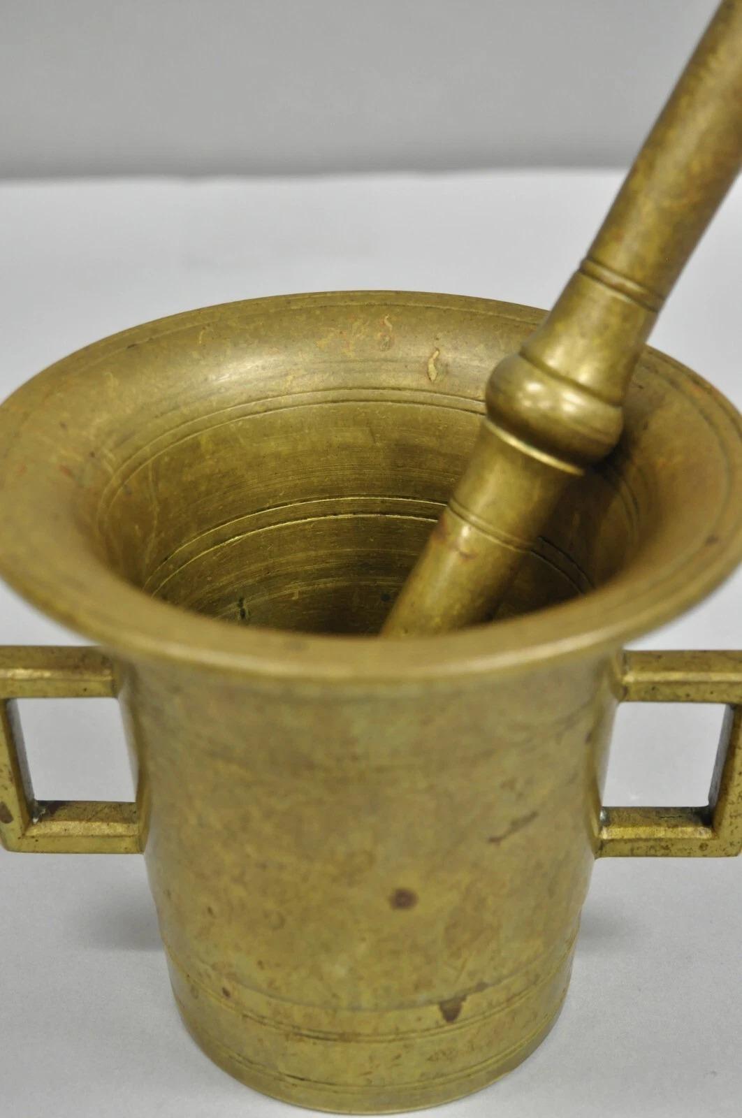 Antike solide Bronze Messing große deutsche Apotheker Mörser mit Stößel - 2 Stück im Angebot 6