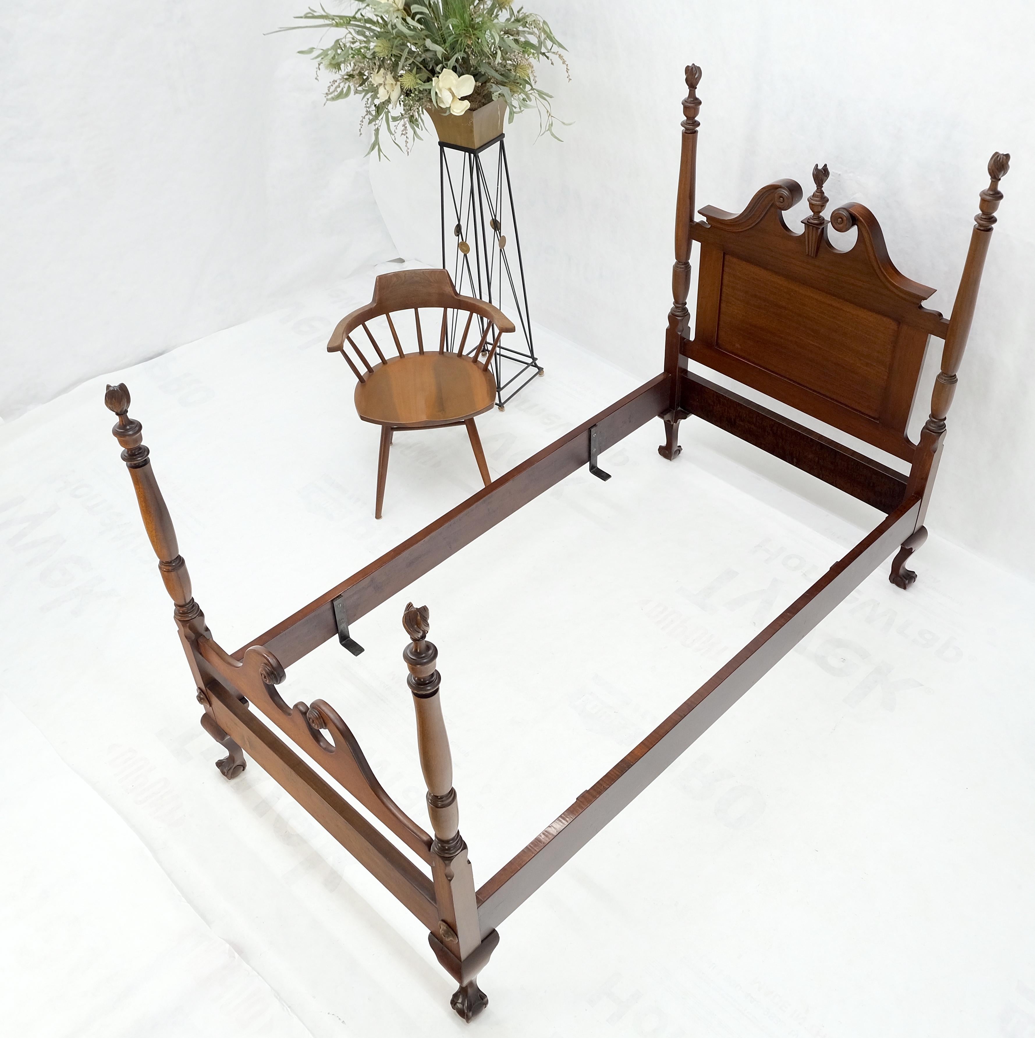 Antique Solid Carved Mahogany Twin Size Poster Complete Bed Mint! For Sale 3