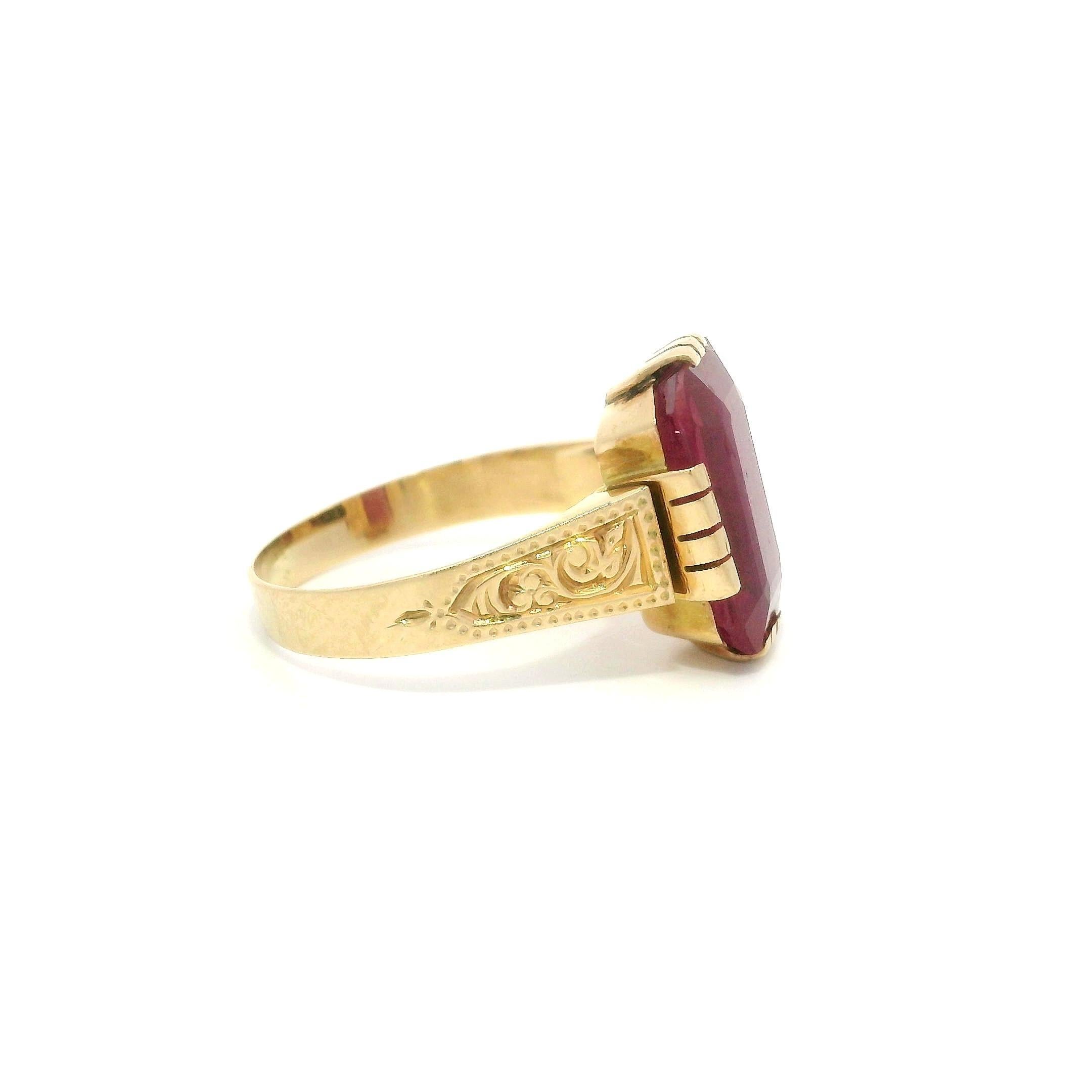 Antique Solid Gold GIA Rectangular 4.25ct Ruby Solitaire Swirl Work Sides Ring 2