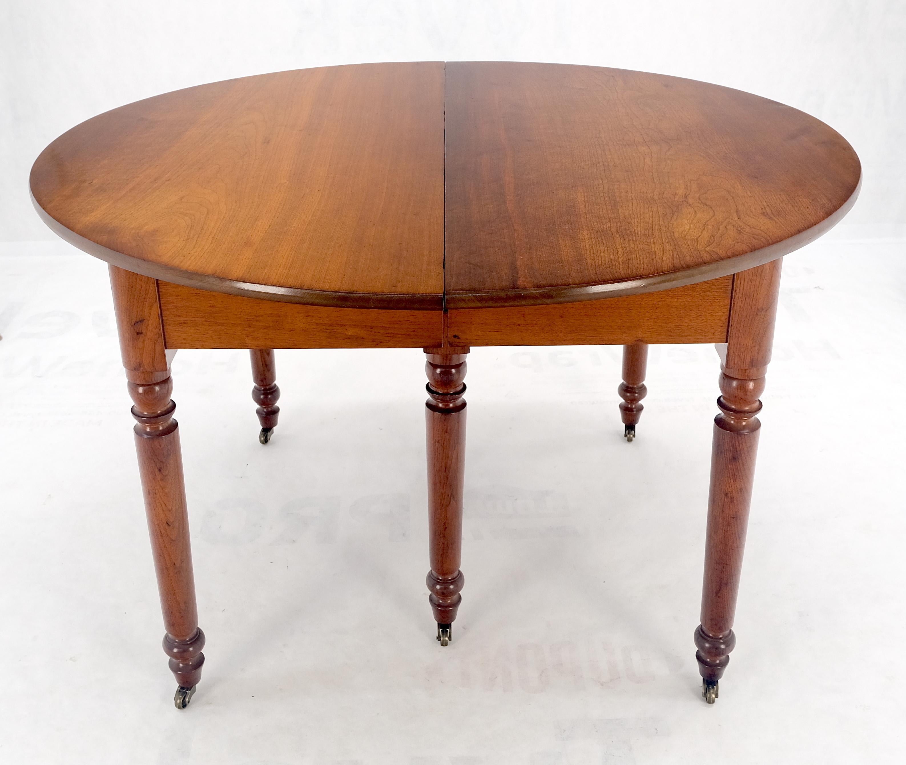 Lacquered Antique Solid Light Amber Walnut Round Dining Table 4 Extension Boards MINT! For Sale