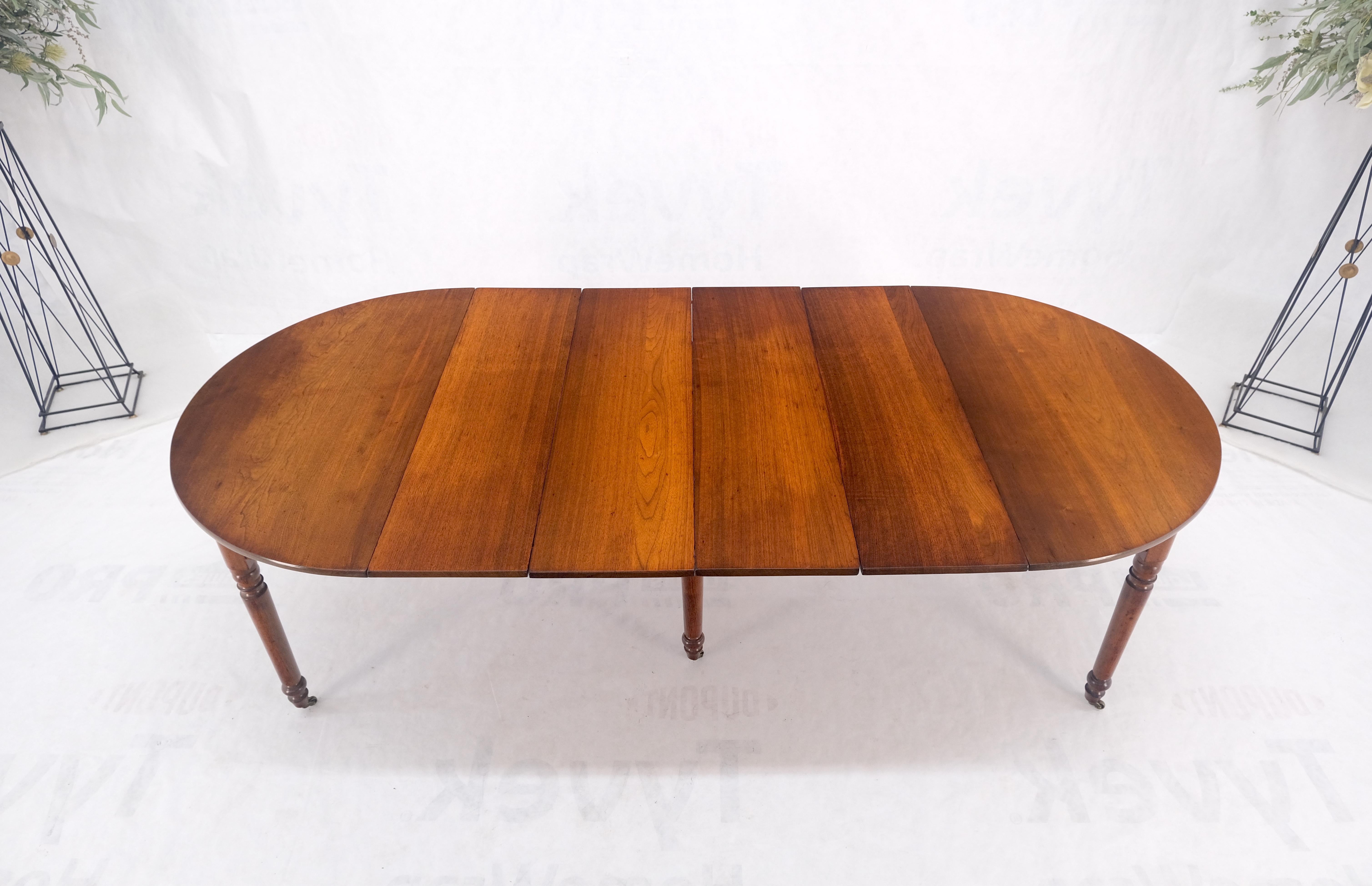 20th Century Antique Solid Light Amber Walnut Round Dining Table 4 Extension Boards MINT! For Sale