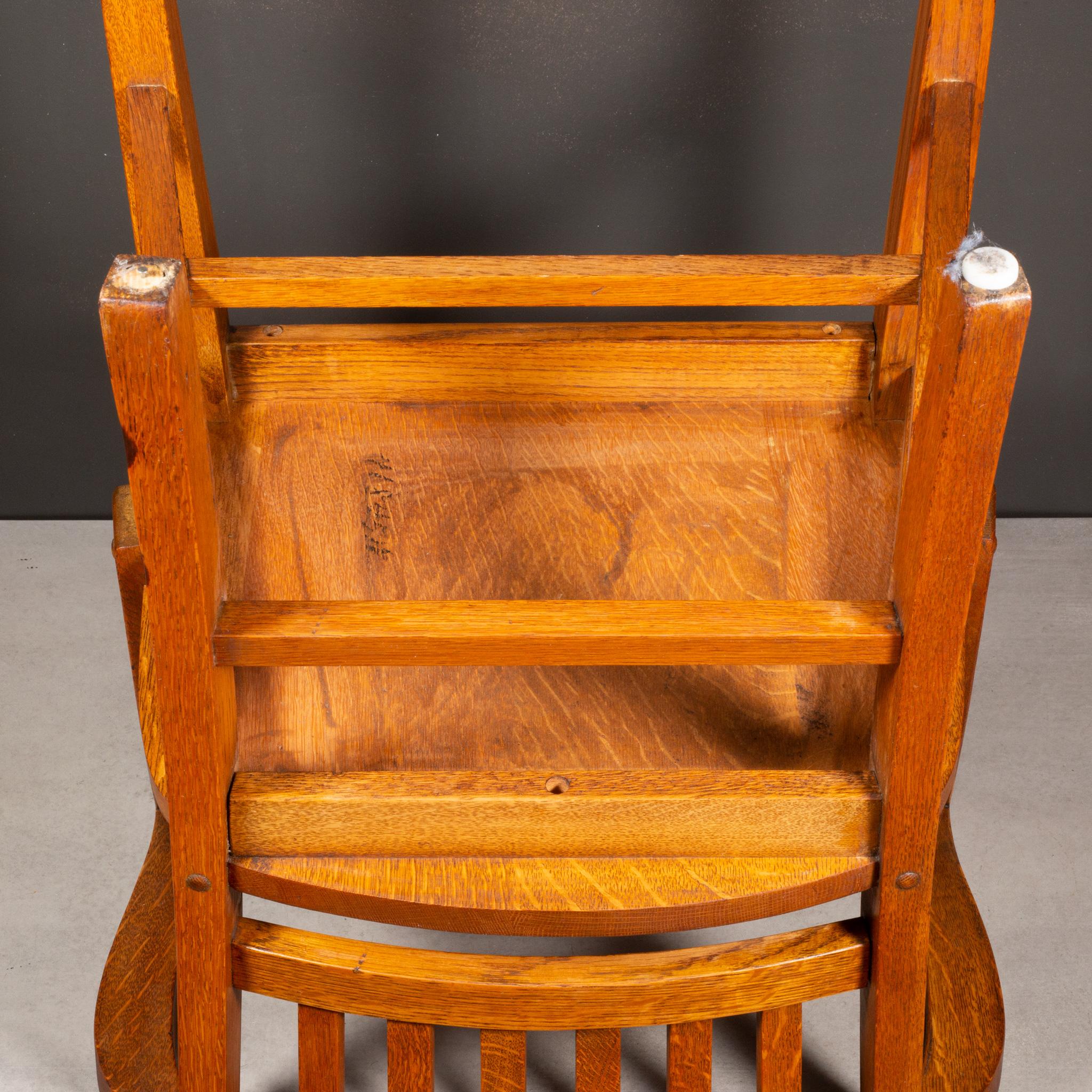 Chaise de bibliothèque ancienne en chêne massif vers 1930-1950 en vente 1