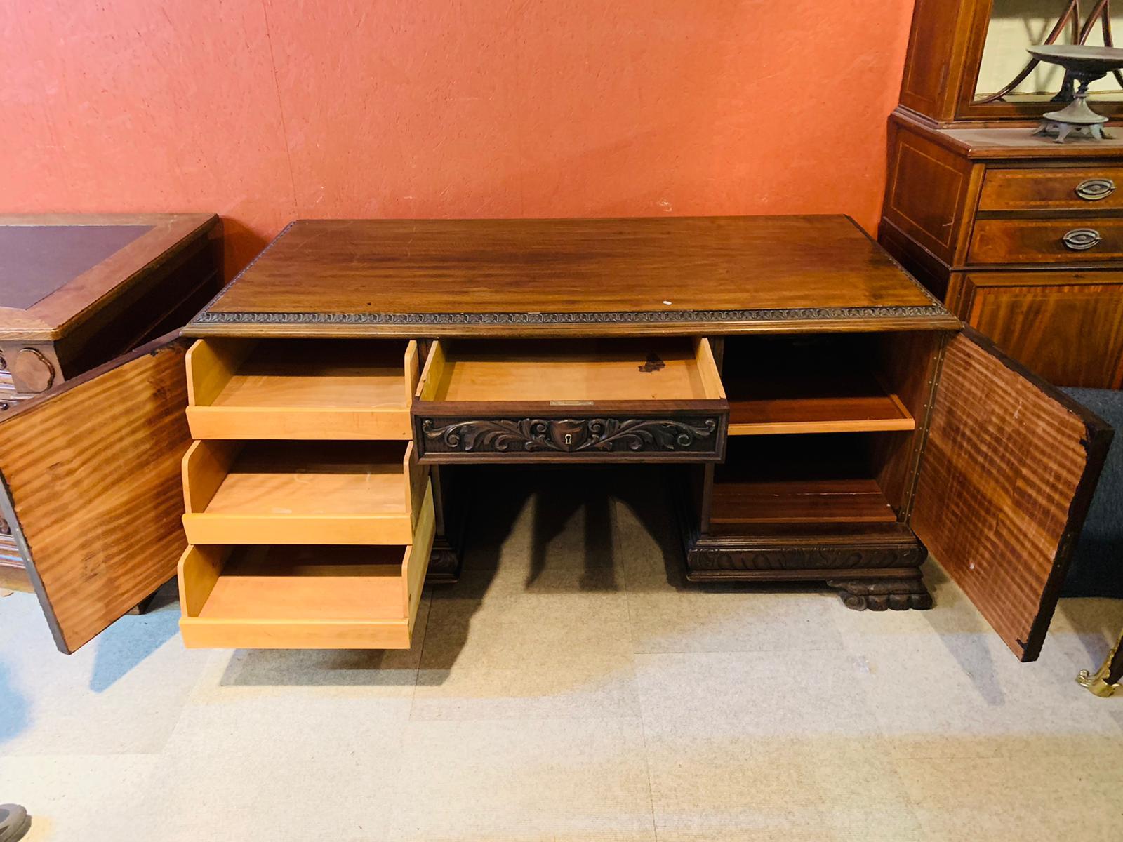 Antique Solid Oak Wood Desk with Lion Paws antique Around 1900 9