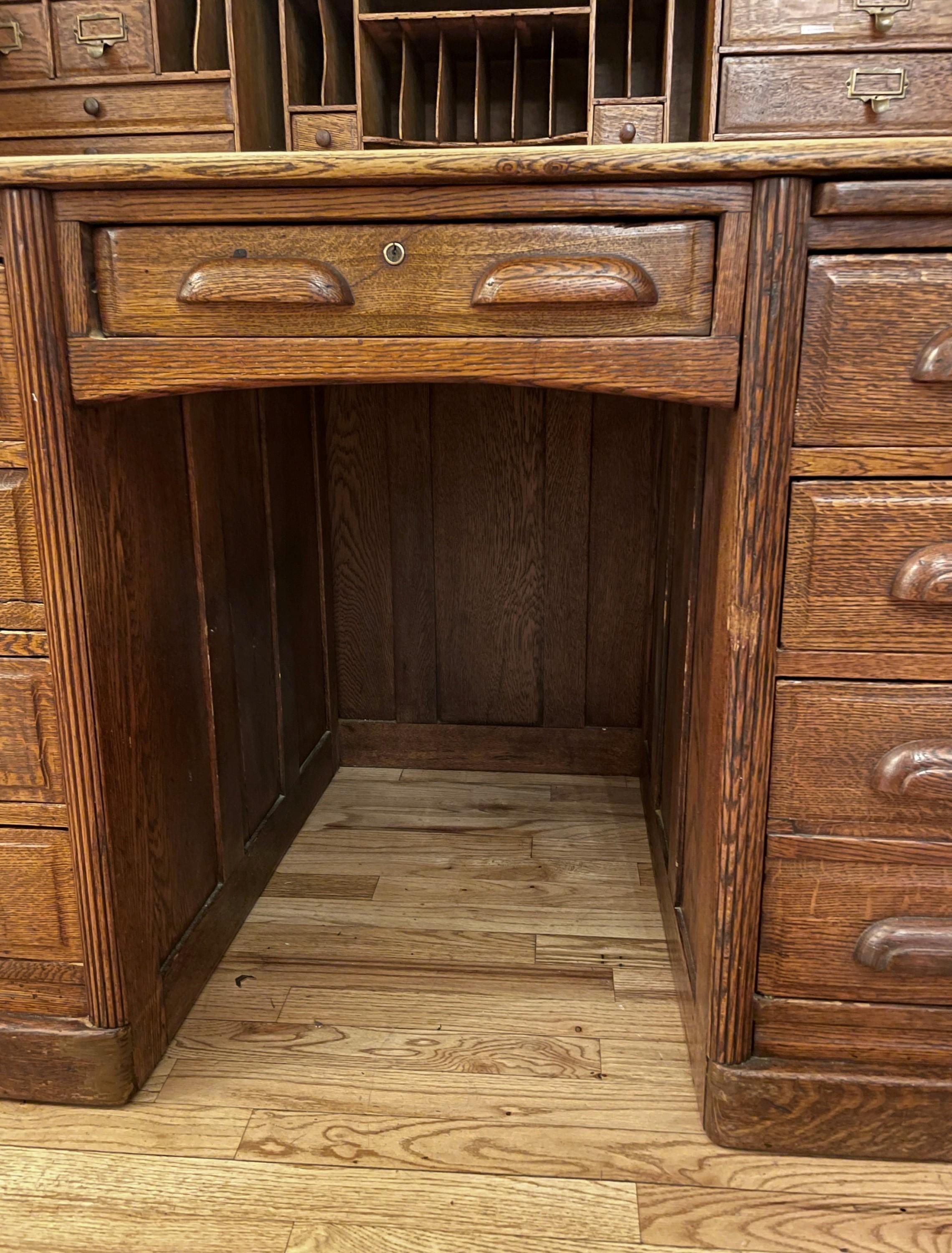 Antique Solid Oak Wood Roll Top Desk w/ Many Drawers 2