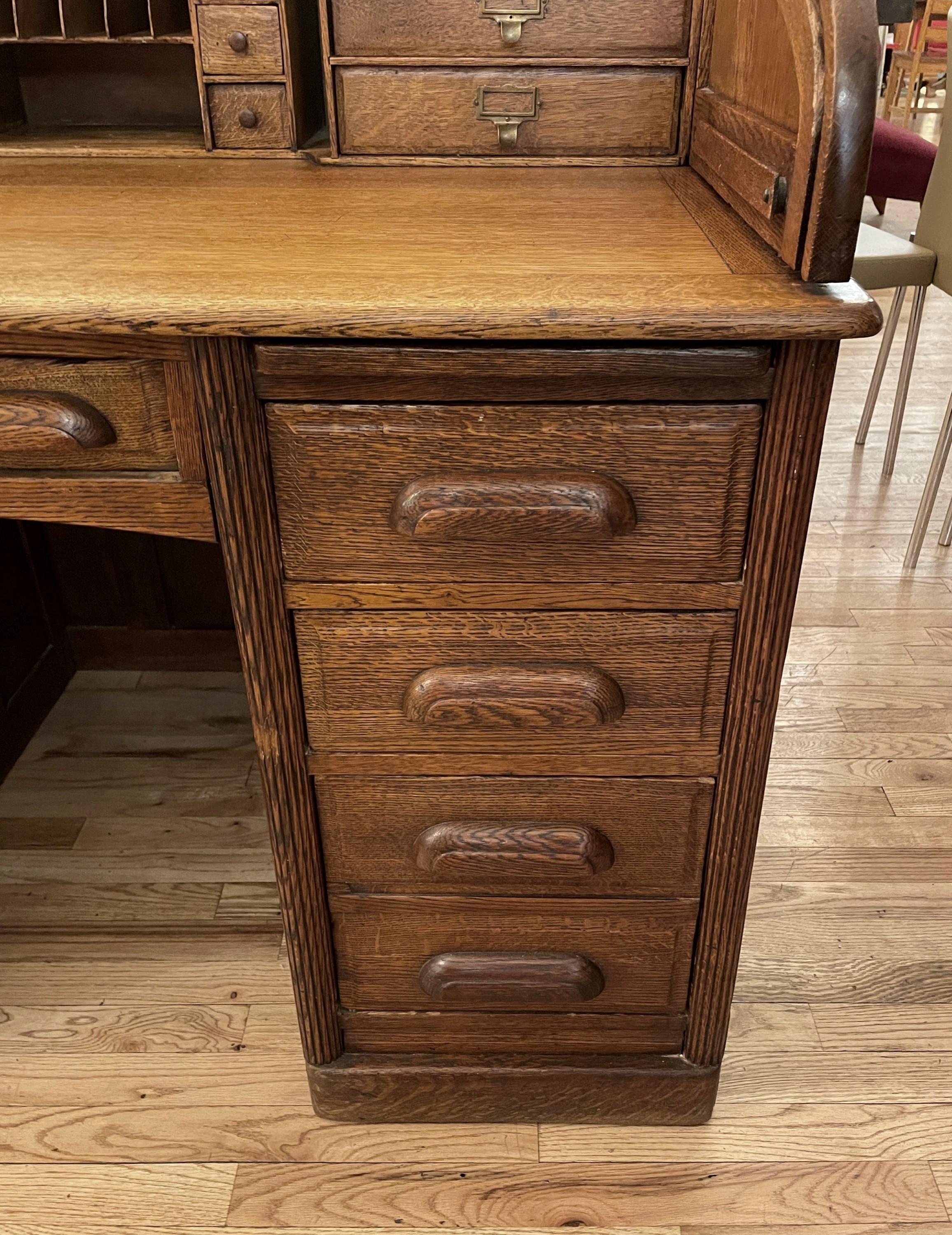 Antique Solid Oak Wood Roll Top Desk w/ Many Drawers 3