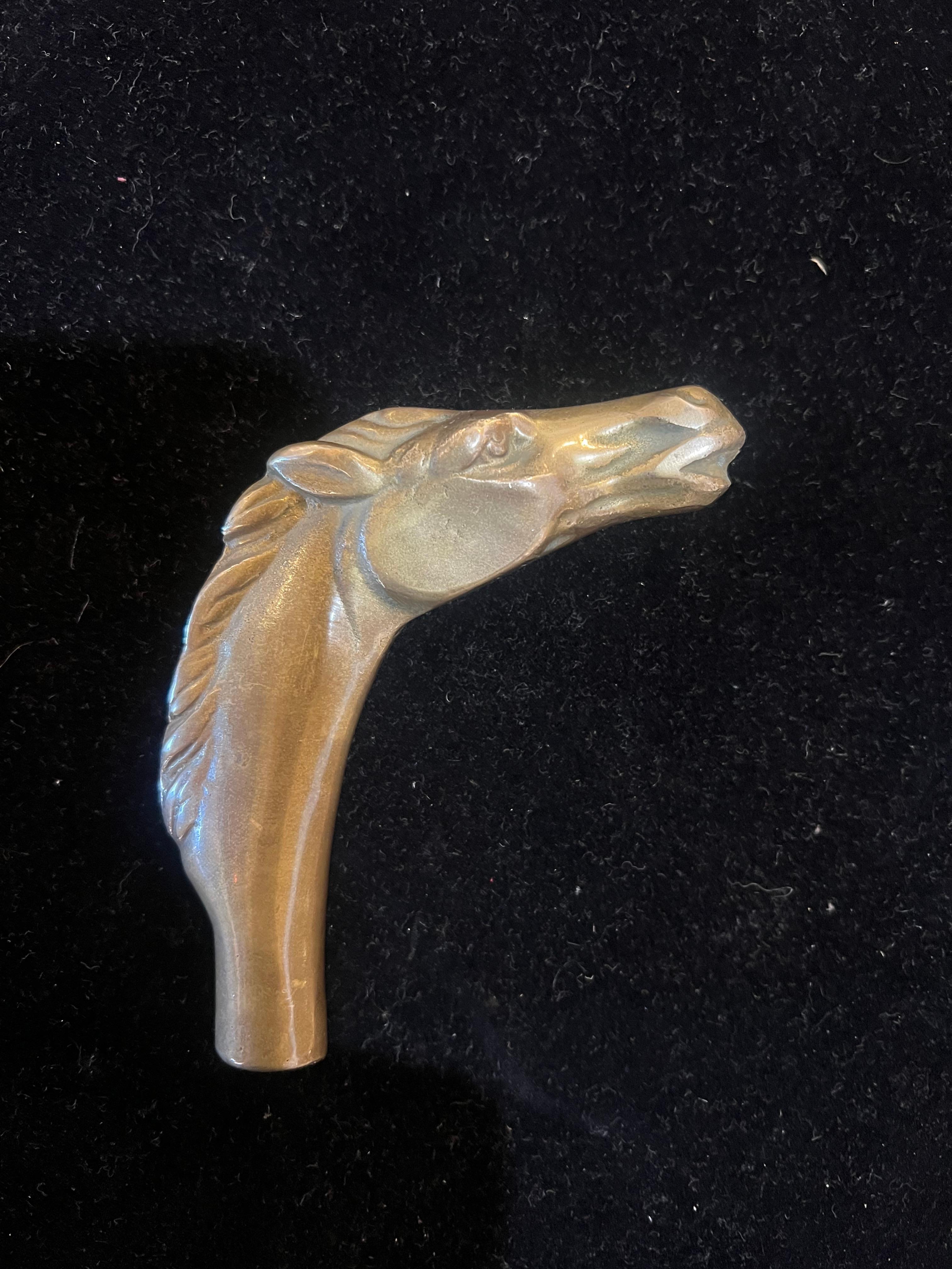 American Classical Antique Solid Patinated Brass Horse Head Walking Stick/ Cane Handle For Sale