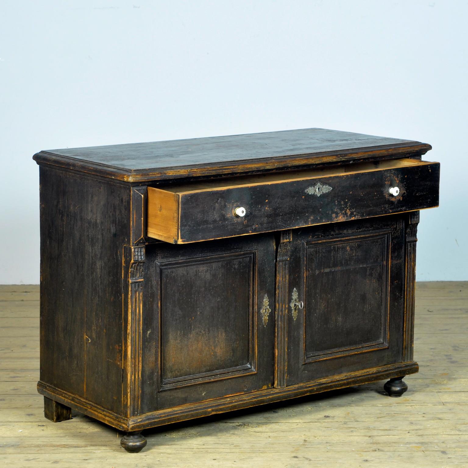 Antique Solid Pine Dresser, 1920s 9