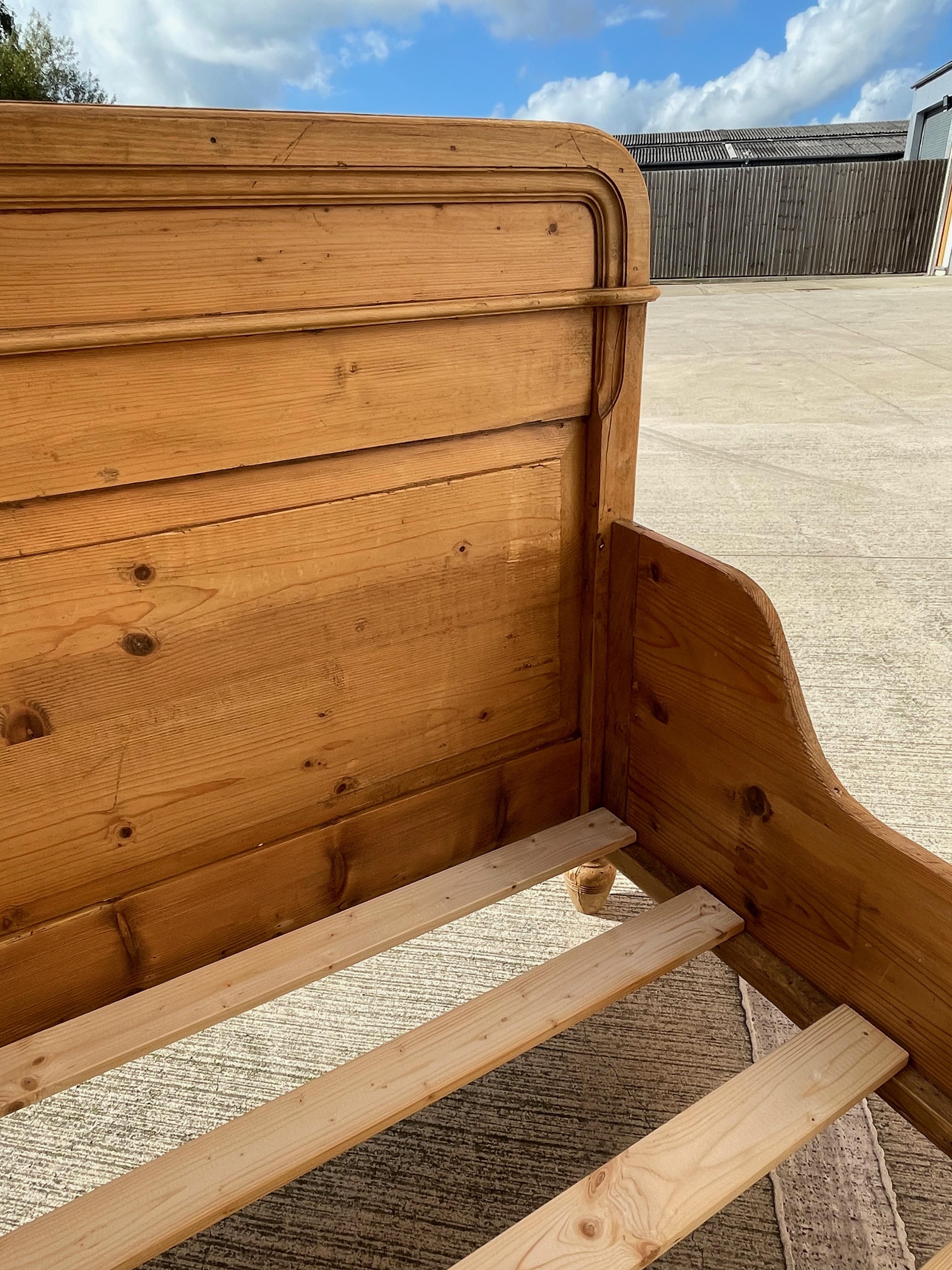 Antique Solid Pine English Box Bed 11