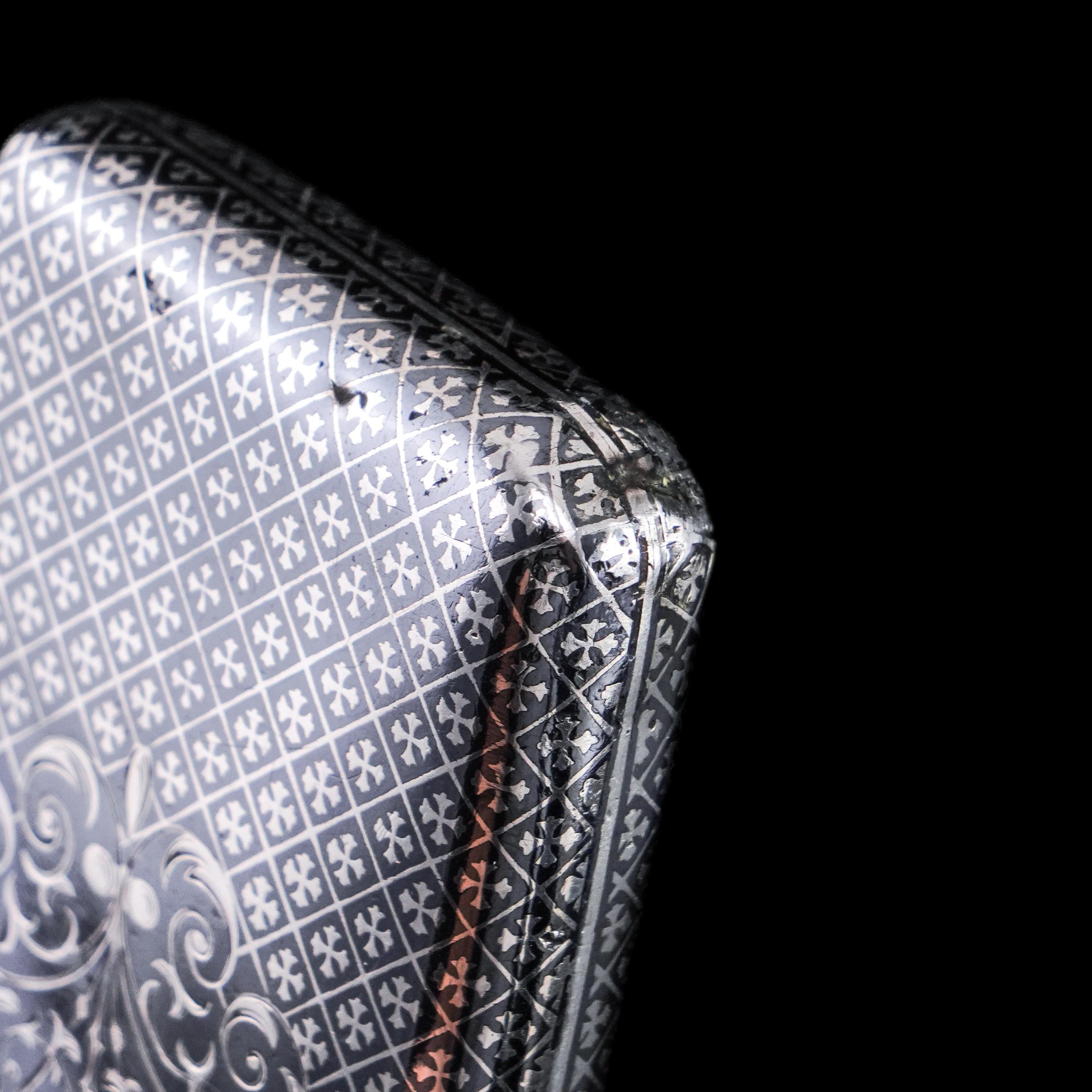 Antikes massives französisches Niello-Zigarettenetui aus Silber - 19. im Angebot 15