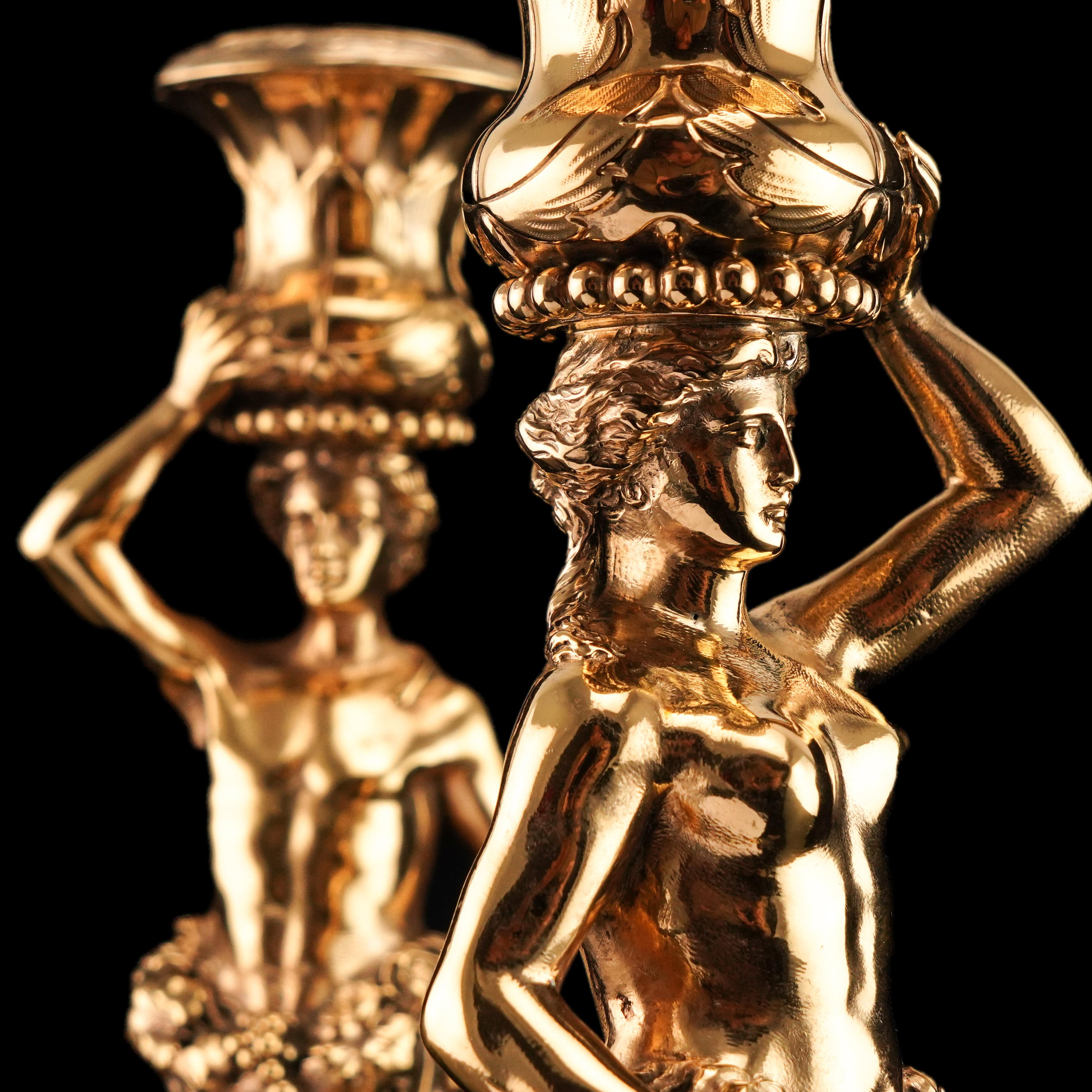 Candelieri antichi in argento massiccio dorato Design/One - J.C. Klinkosch c.1870 in vendita 9