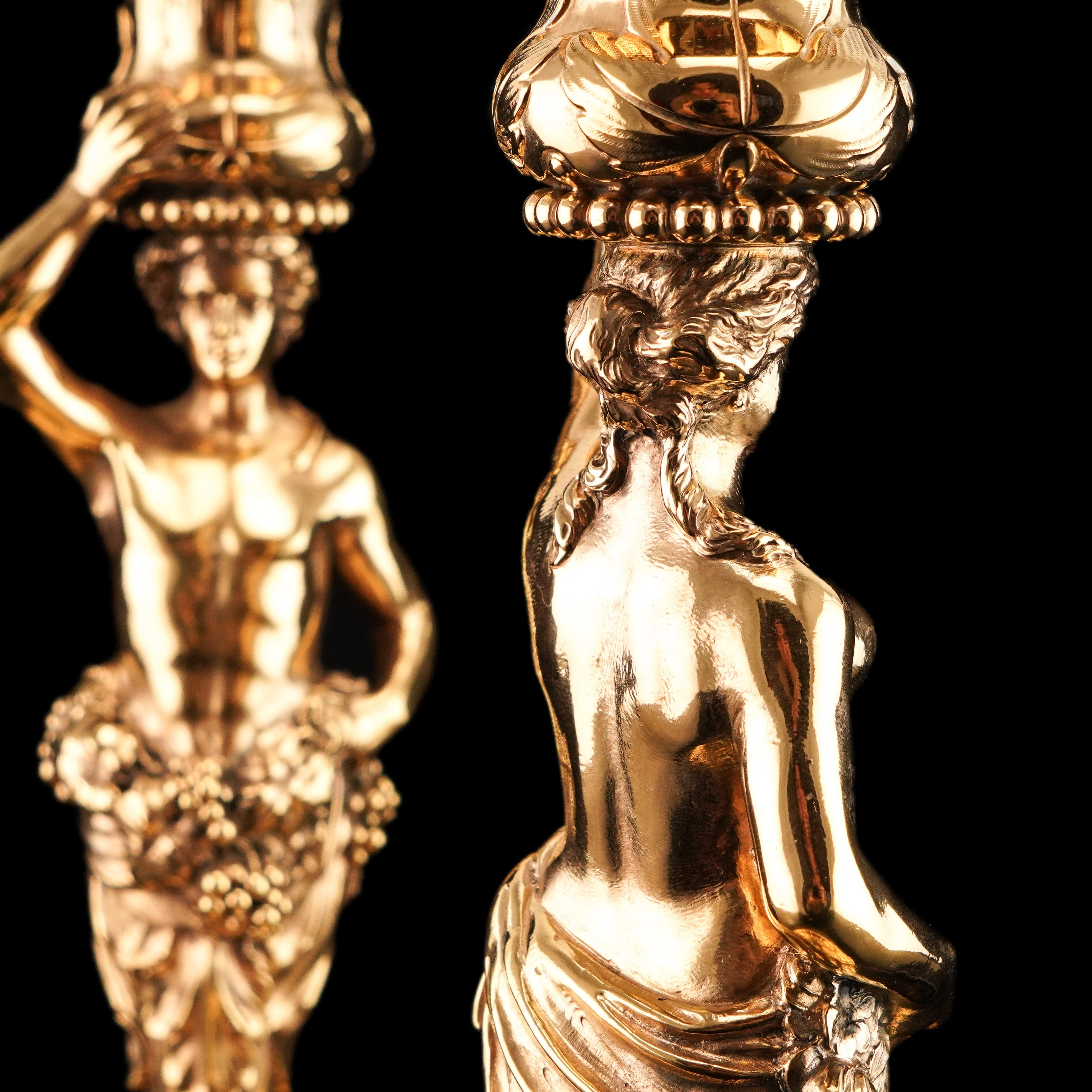 Candelieri antichi in argento massiccio dorato Design/One - J.C. Klinkosch c.1870 in vendita 11