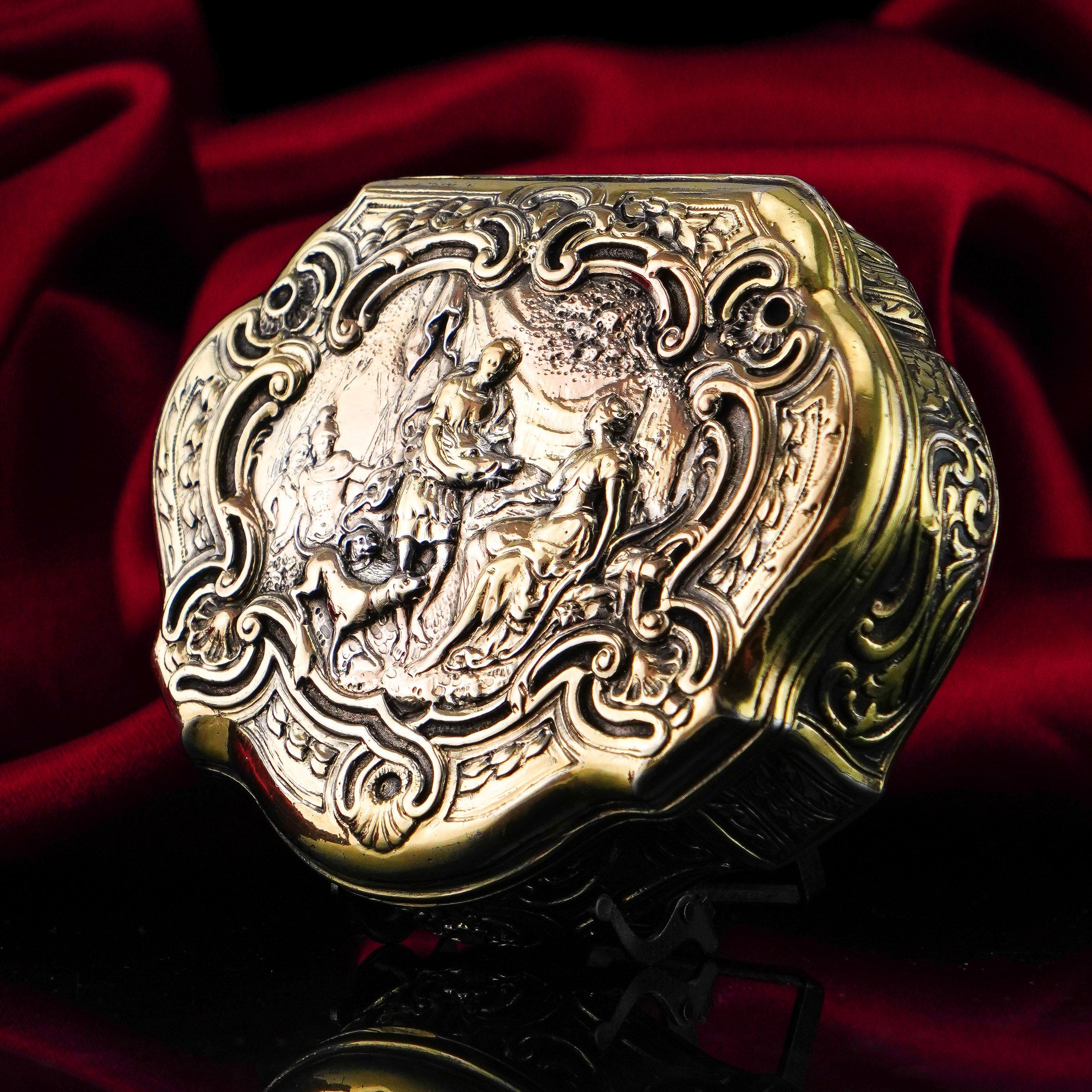 Antique Solid Silver Gilt Table Snuff Box, Rococo Motif and Meleager 18th c. For Sale 2