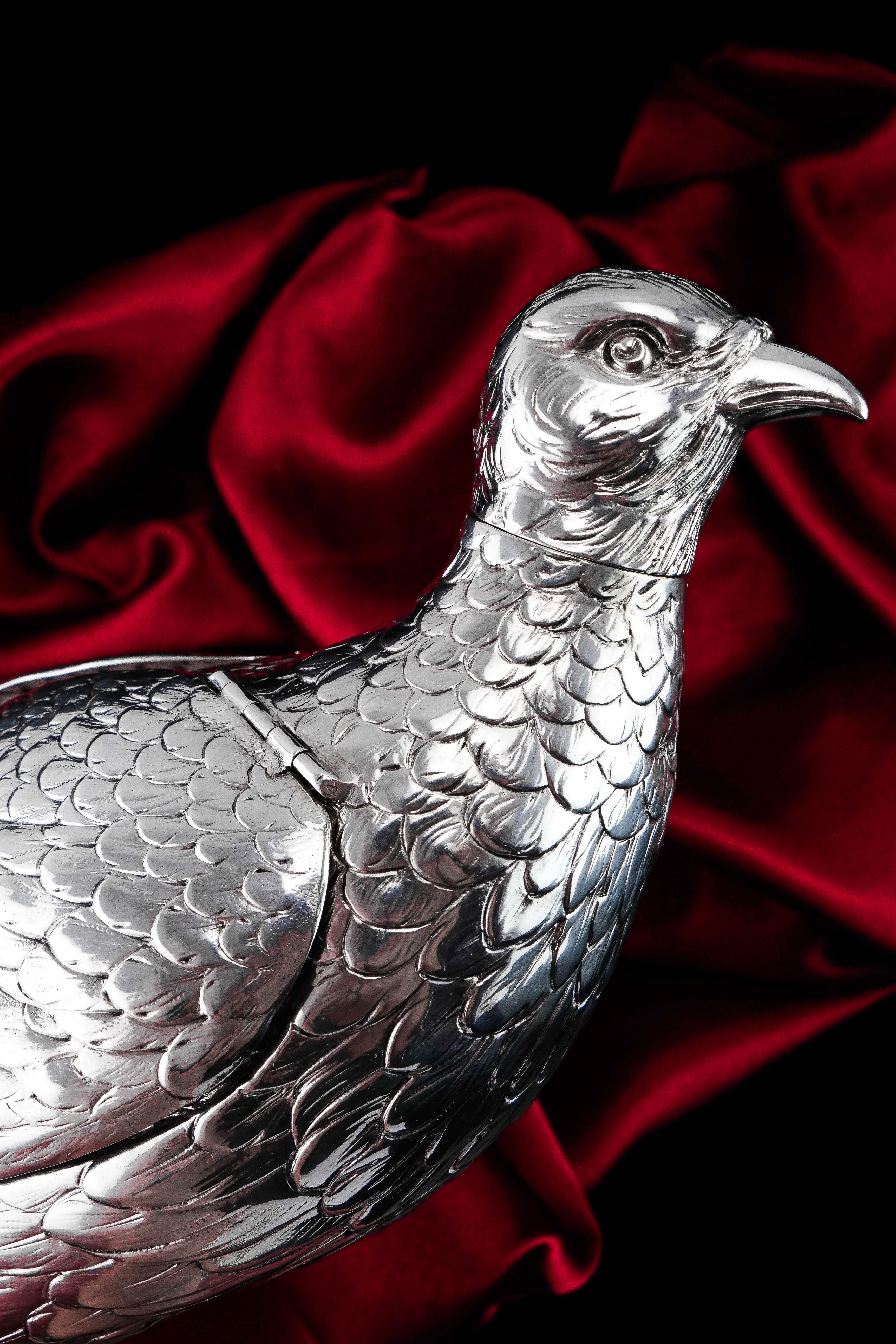 20ième siècle Ancienne boîte à oiseaux en argent massif pour perdrix/souris - Edwardian 1910 en vente