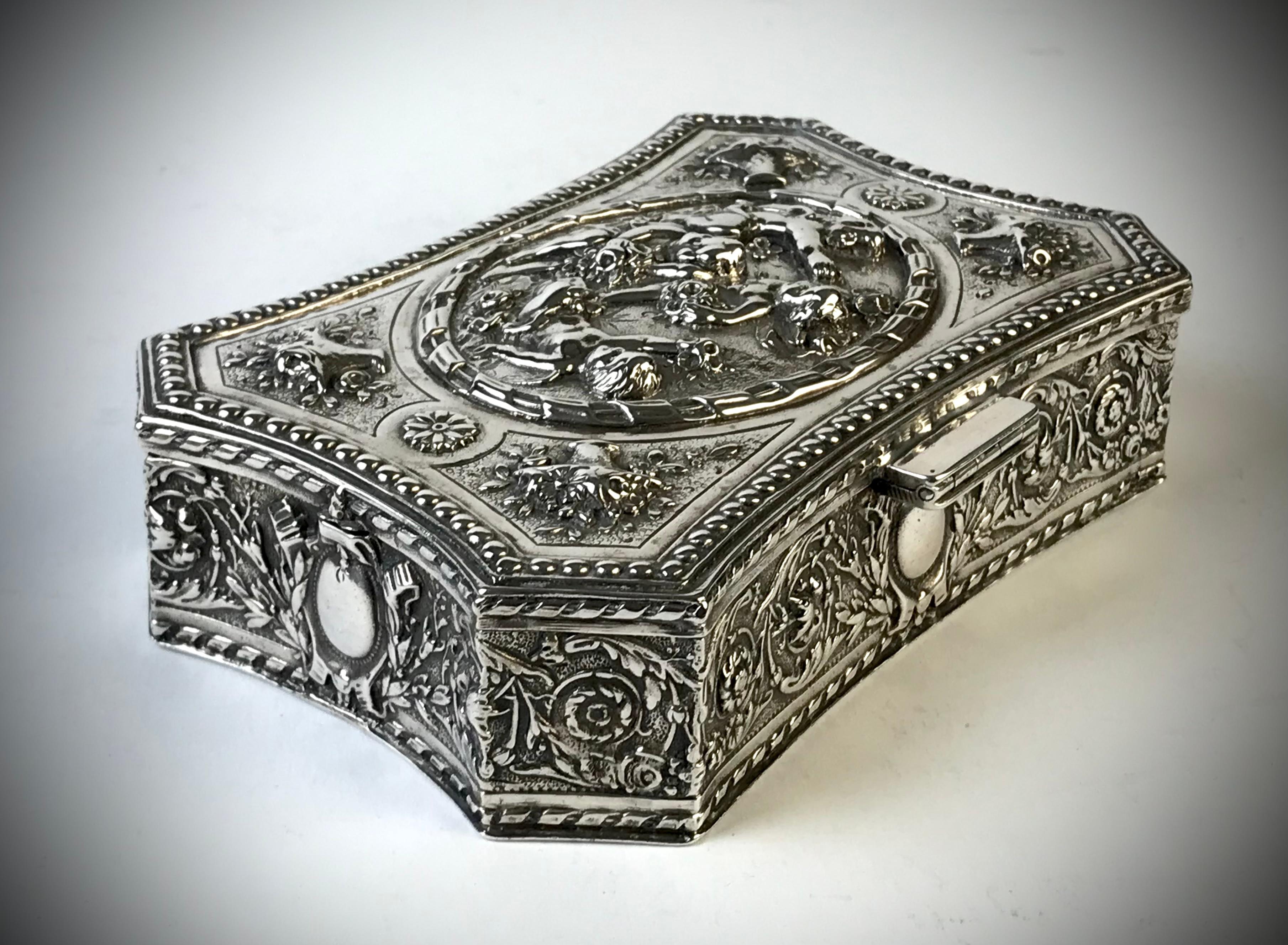 Hammered Antique Solid Silver sterling Jewellery Box  Putti Circa 1880