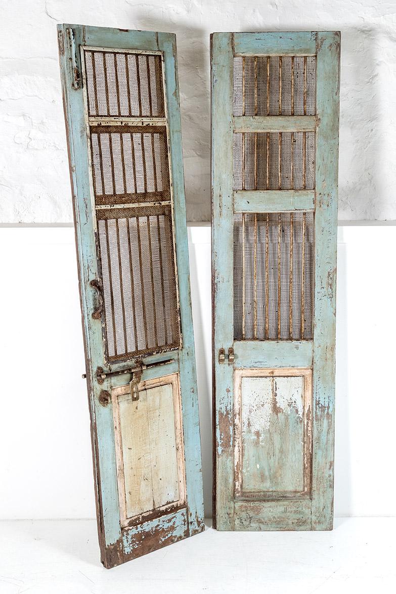 Antique Solid Teak French Chateau Sutter Mesh Doors with Original Ironmongery In Good Condition For Sale In Llanbrynmair, GB