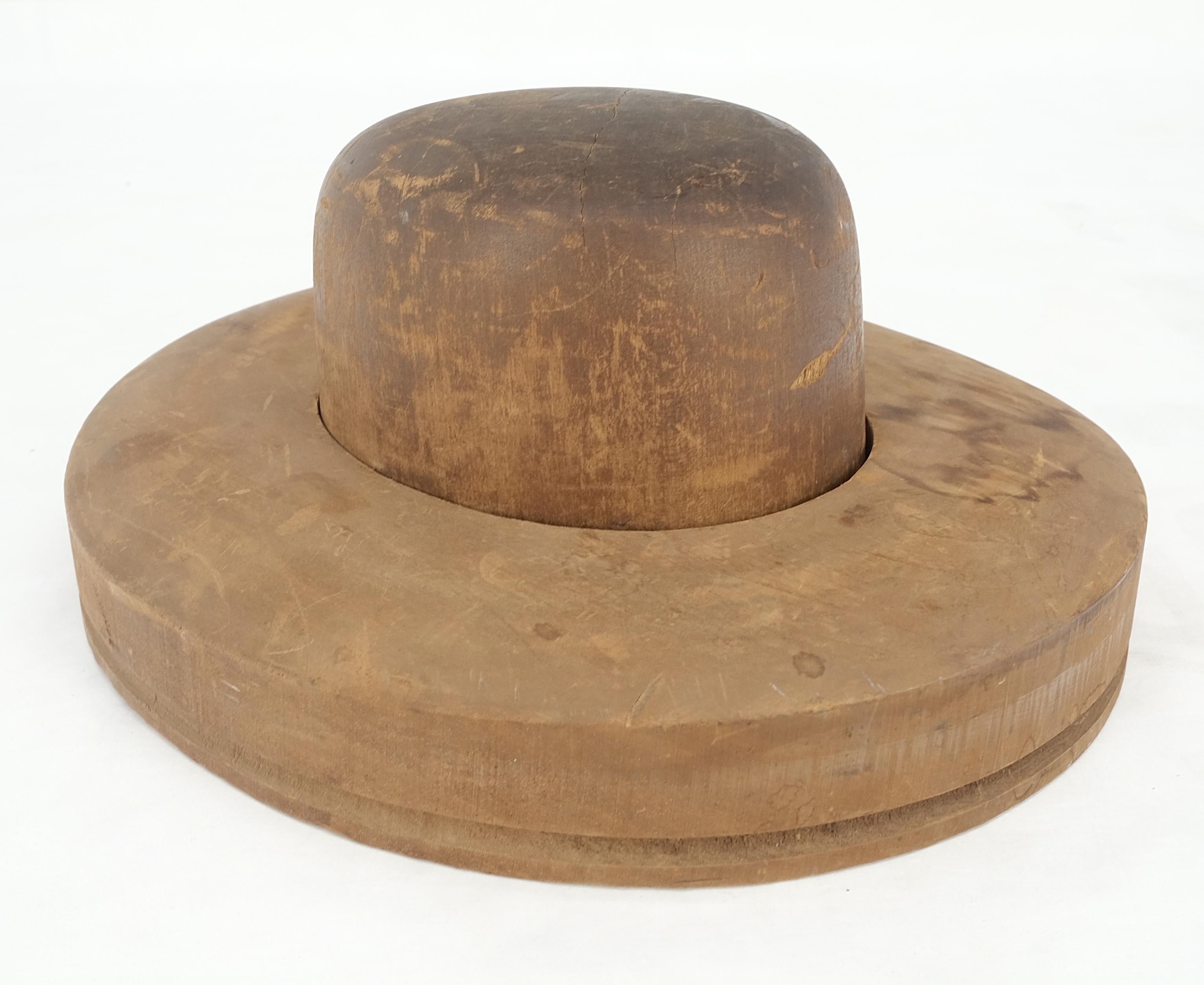 Hardwood Antique Solid Wood 2 Parts Hat From  For Sale