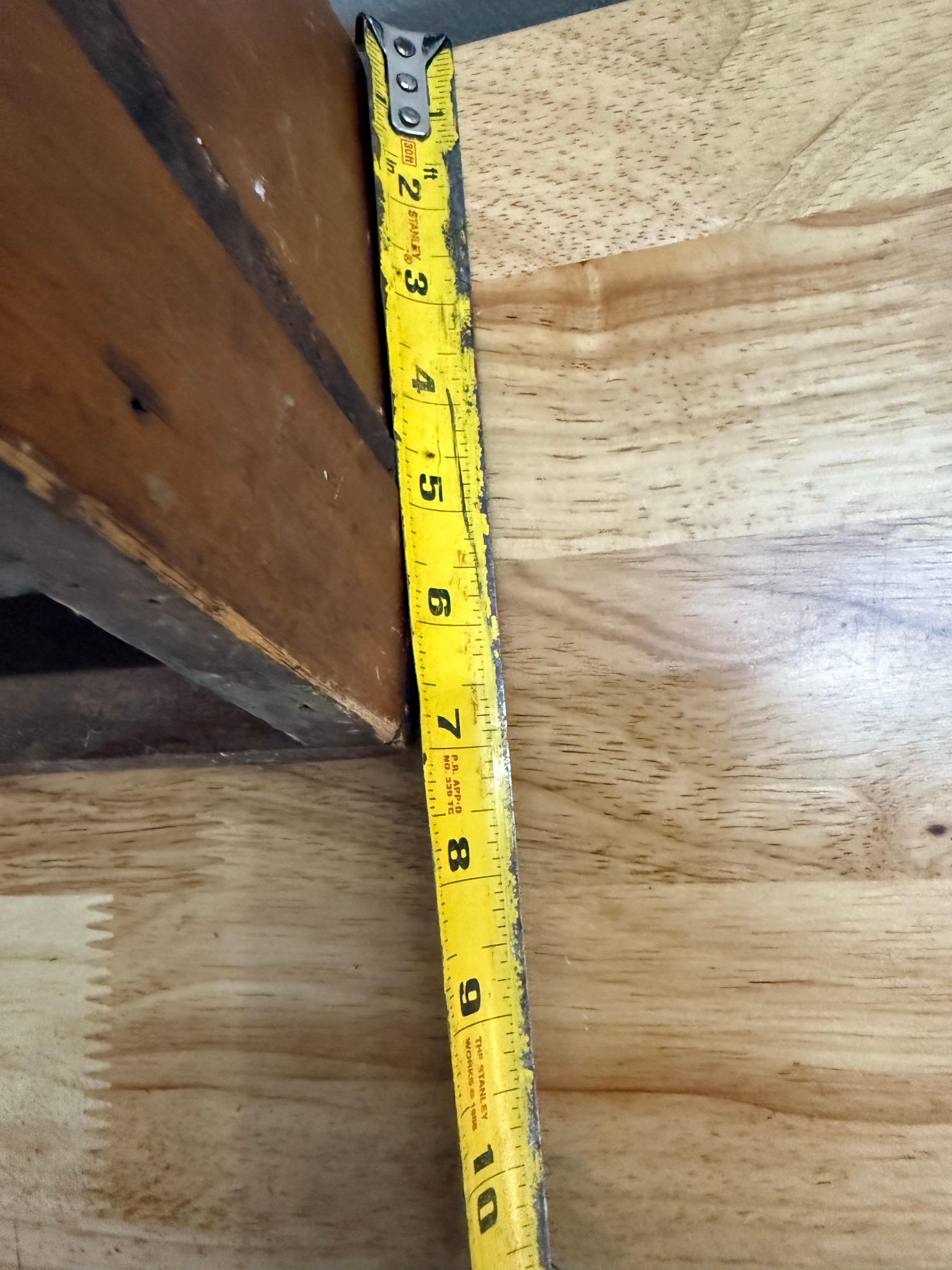 Antico scaffale da esposizione in legno massiccio Vintage Curio con supporto in vendita 4