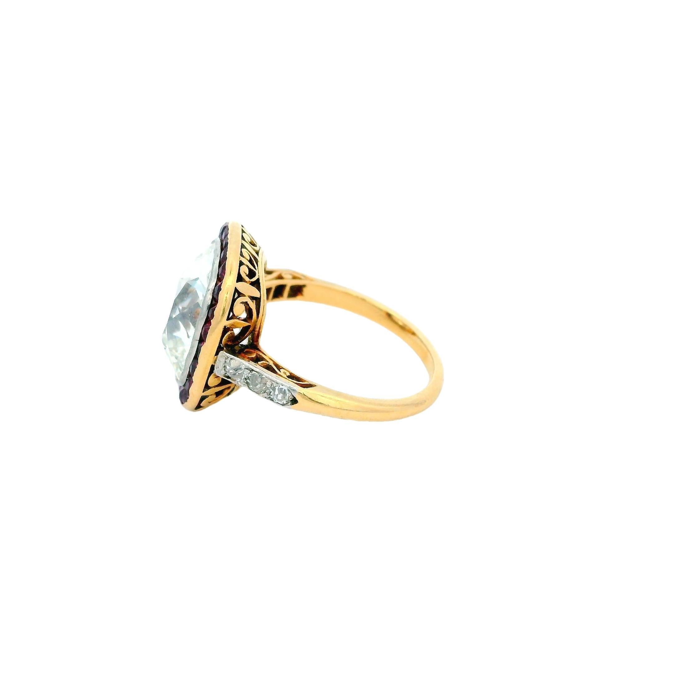 Antique Solitaire Cushion & Rubies Ring GIA Certified In Excellent Condition For Sale In Great Neck Plaza, NY