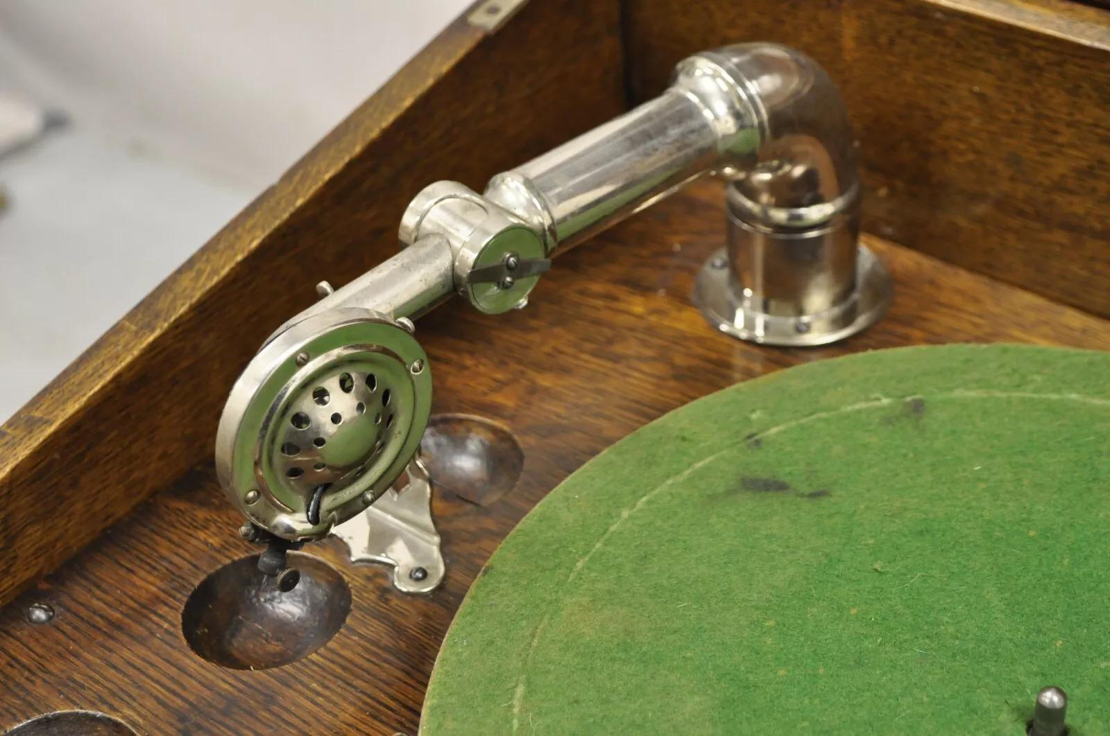 Antiker viktorianischer Sonora- Phonograph-Plattenspieler aus gebürsteter Eiche, Sonora (Metall) im Angebot